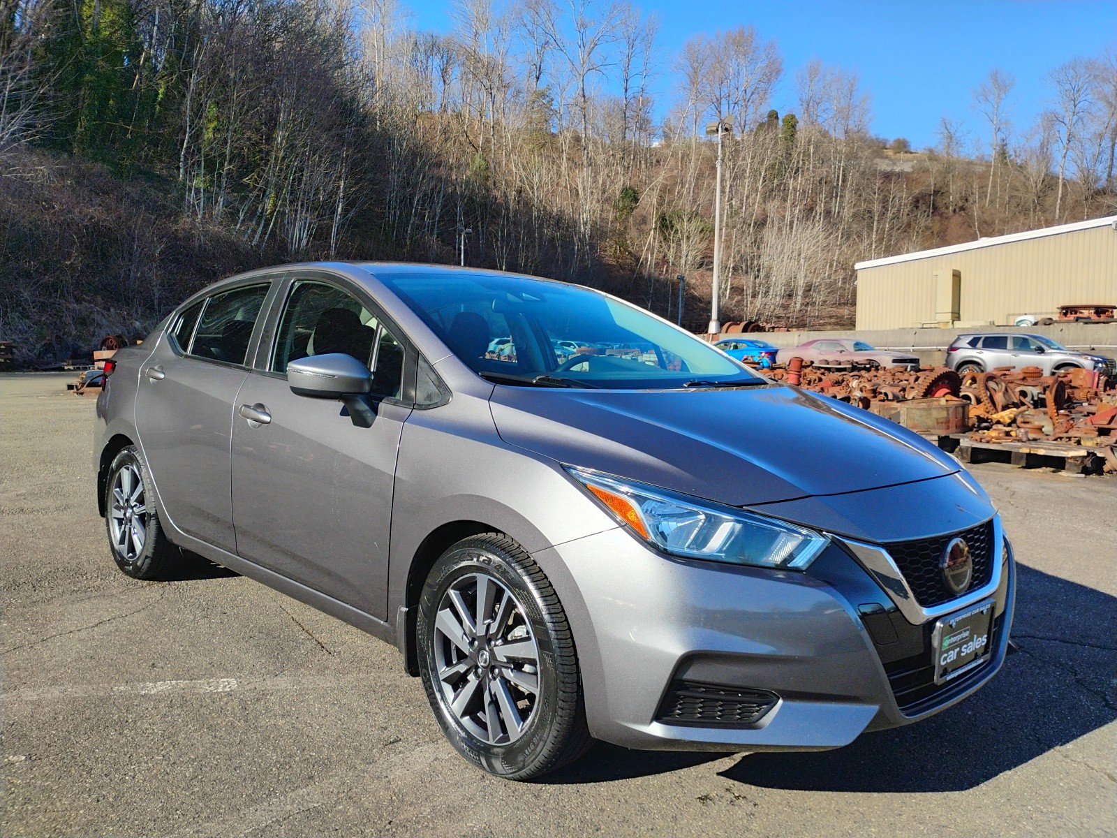 2021 Nissan Versa SV CVT