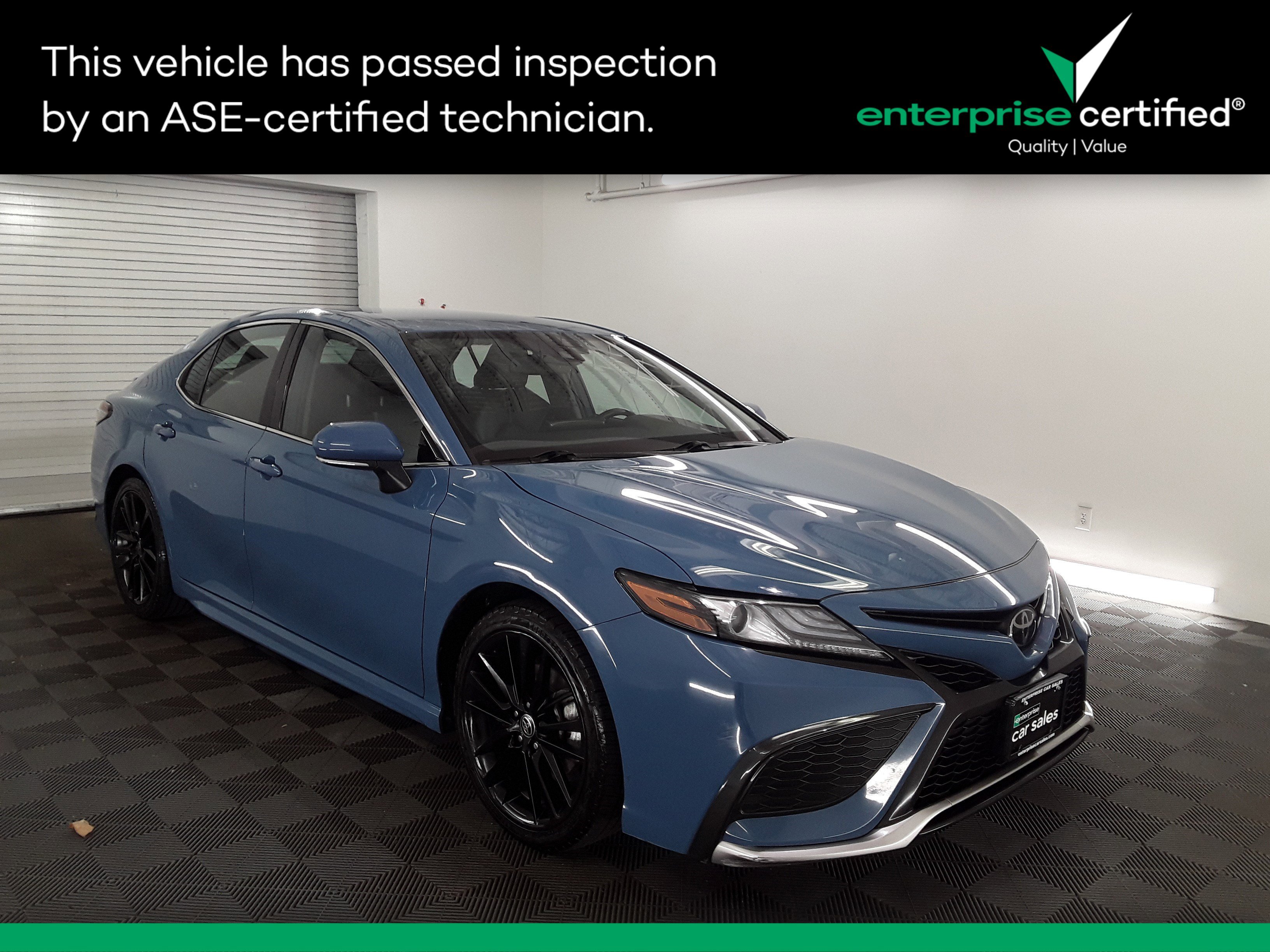 Used 2023 Toyota Camry XSE Auto