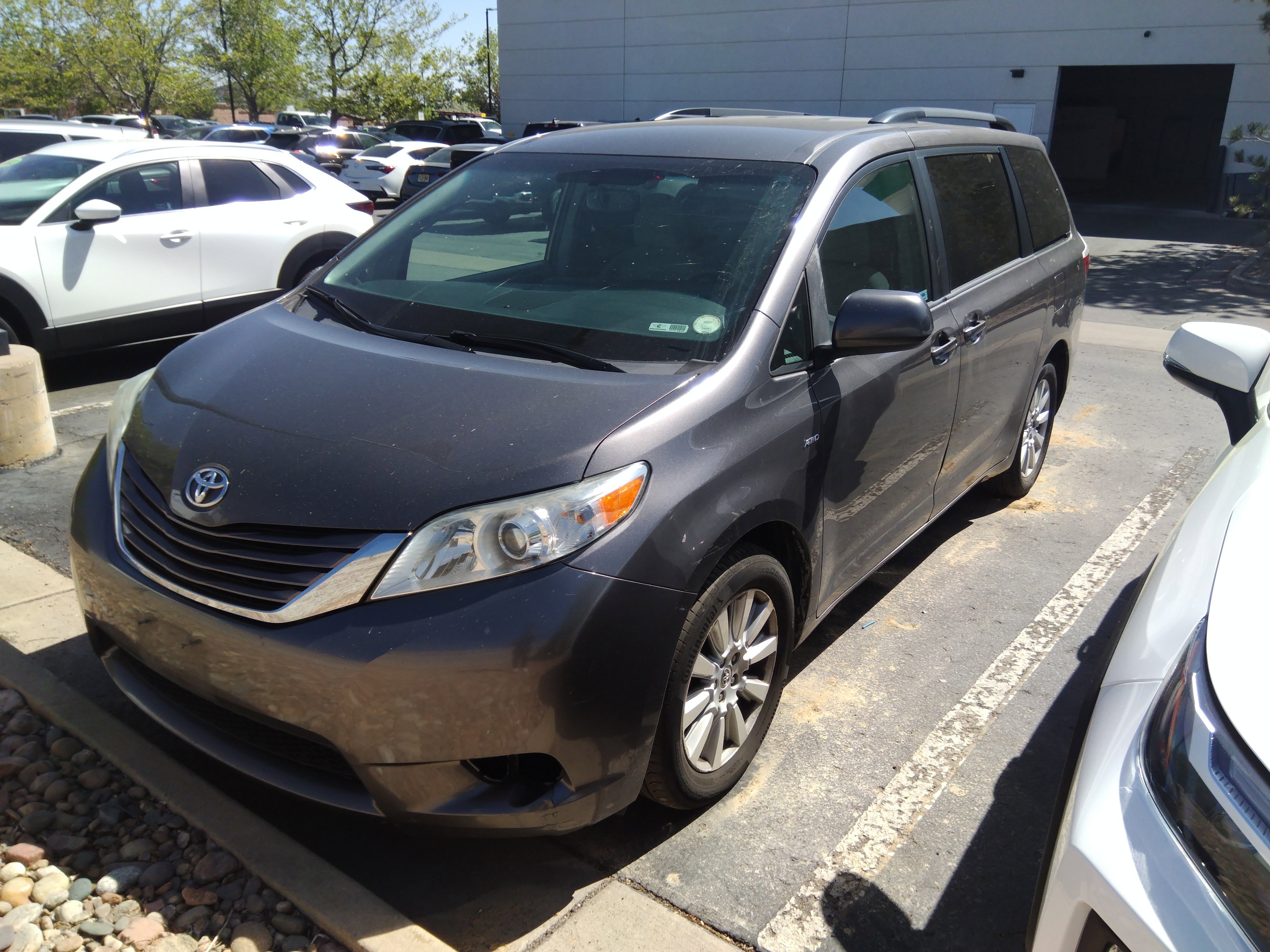 2017 Toyota Sienna LE AWD 7-Passenger