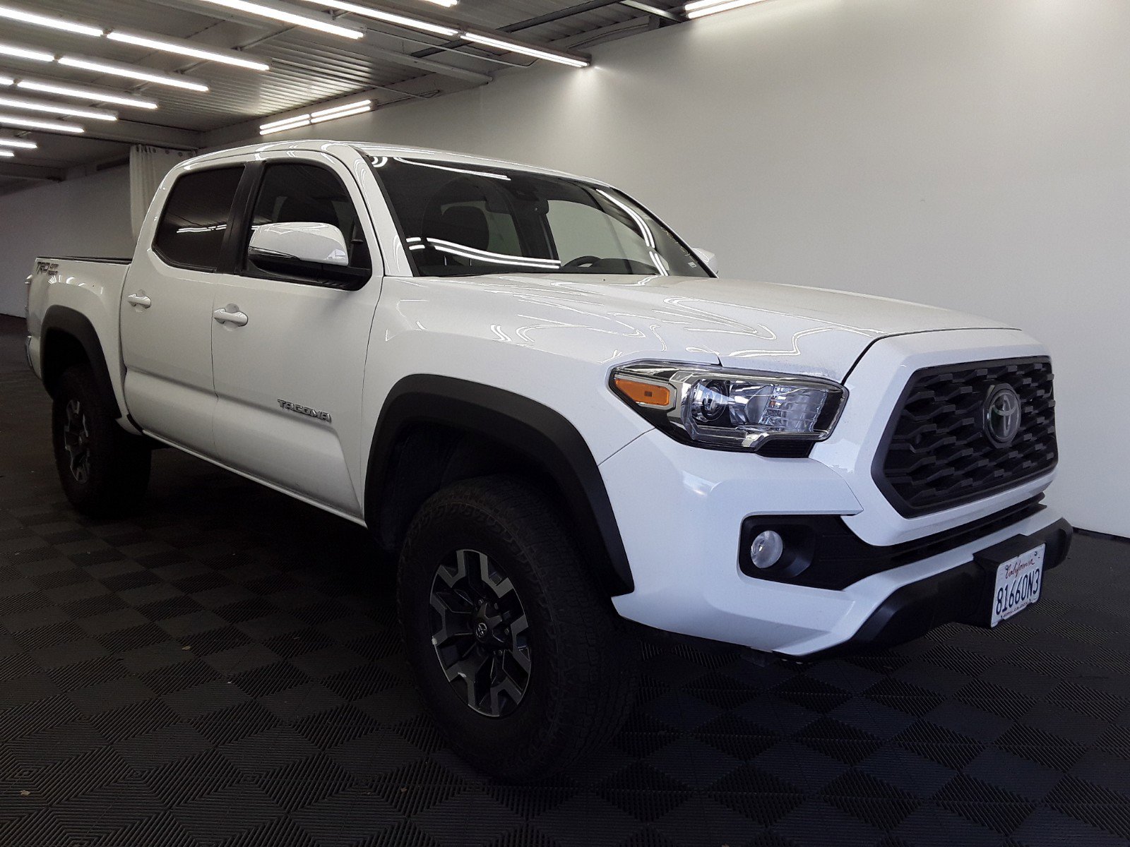 2023 Toyota Tacoma 2WD TRD Off Road Double Cab 5' Bed V6 AT