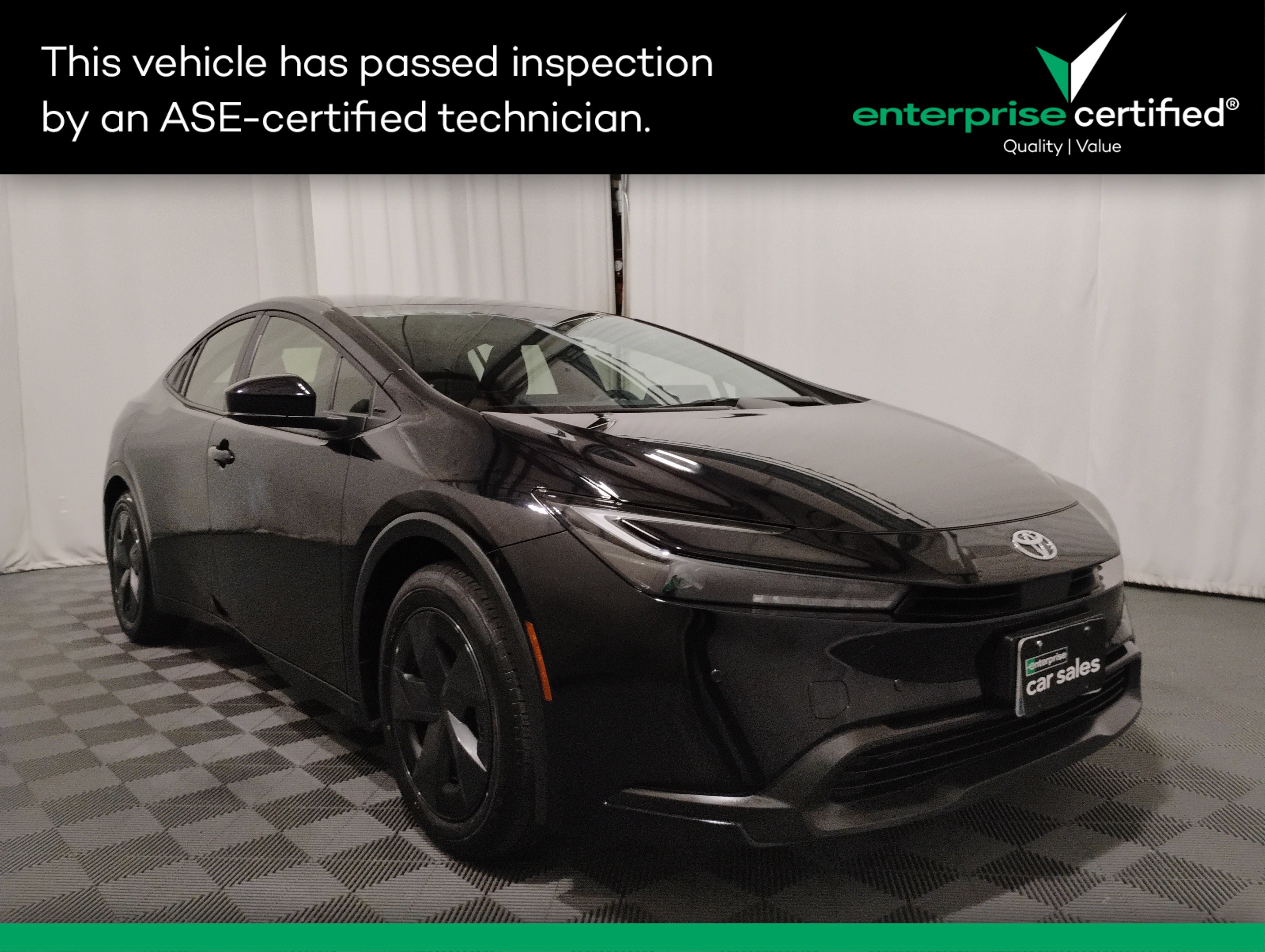 2024 Toyota Prius LE
