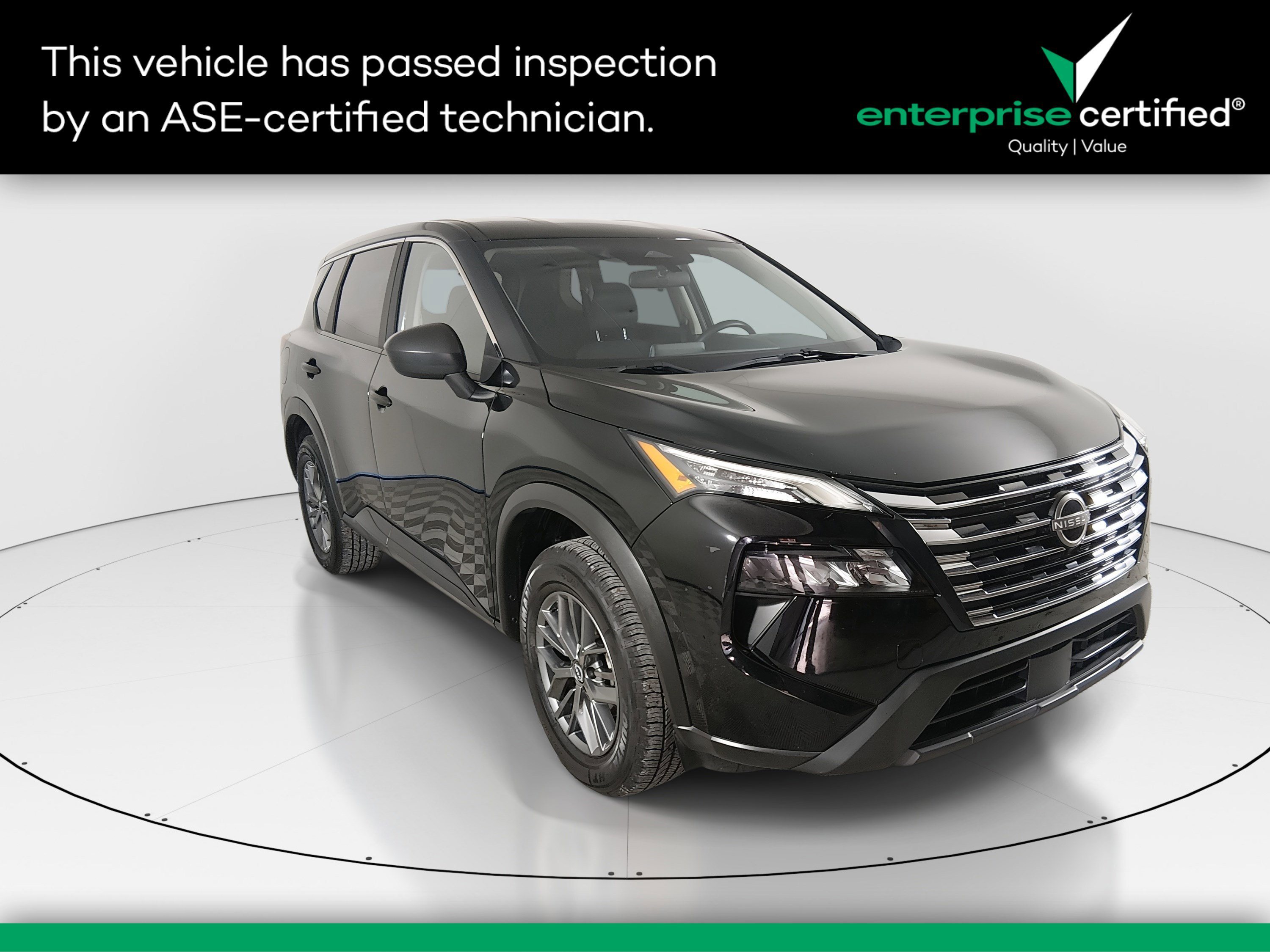 2024 Nissan Rogue S's photo