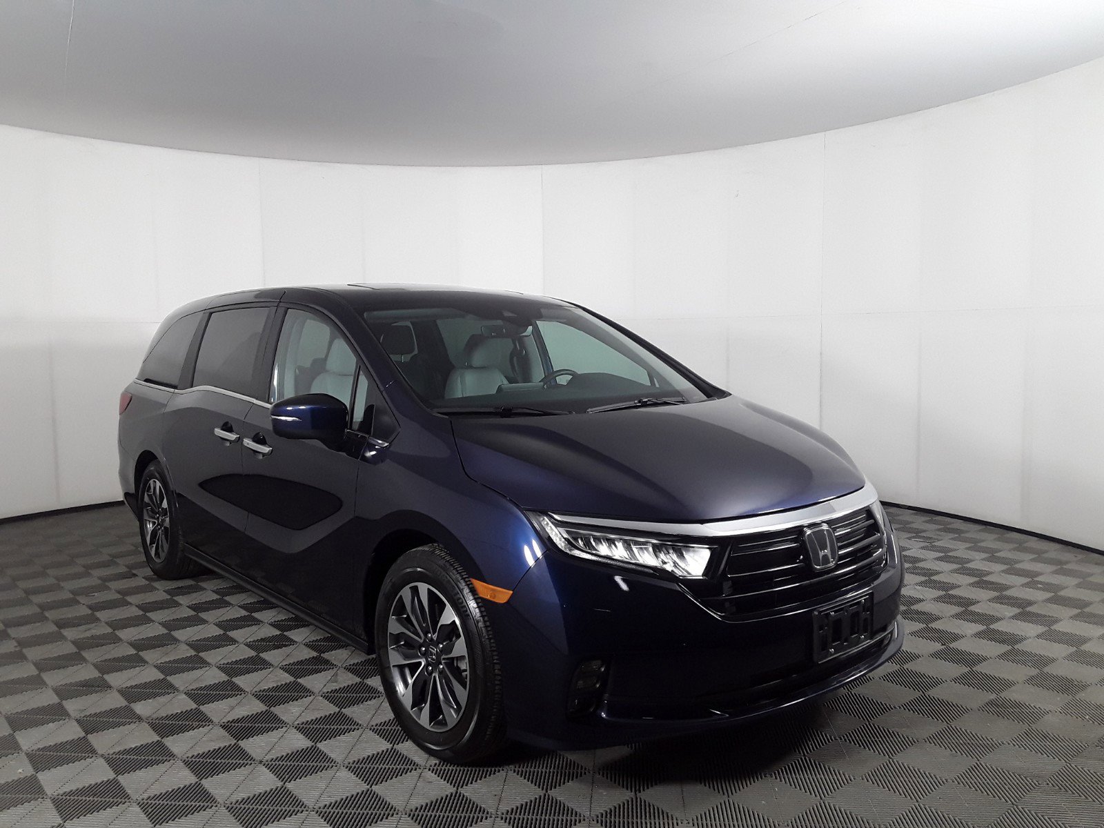 Used 2024 Honda Odyssey EX-L Auto