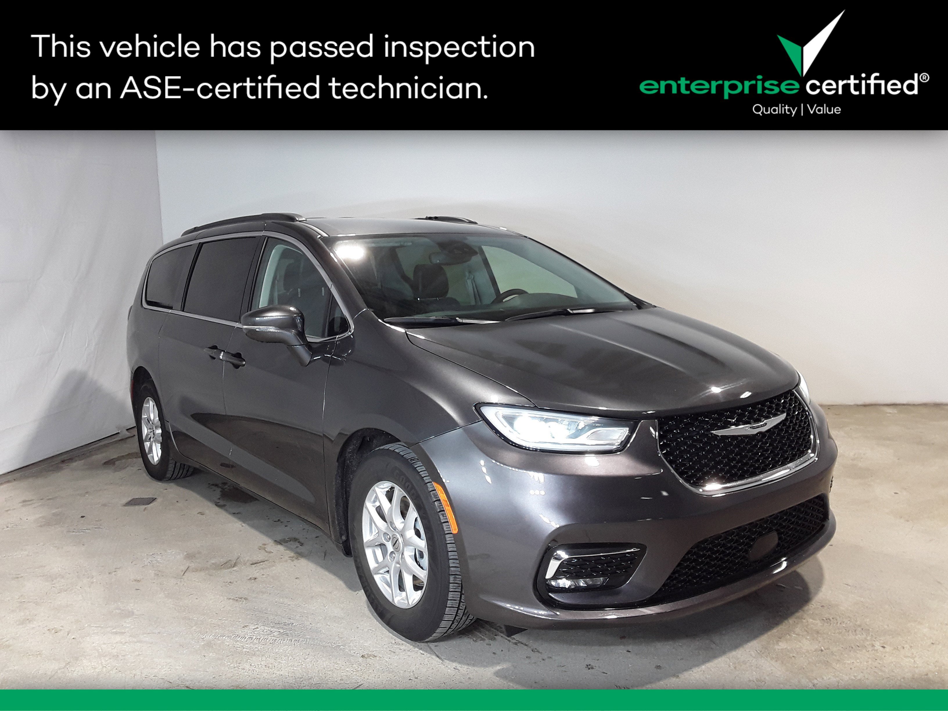 Used 2022 Chrysler Pacifica Touring L FWD