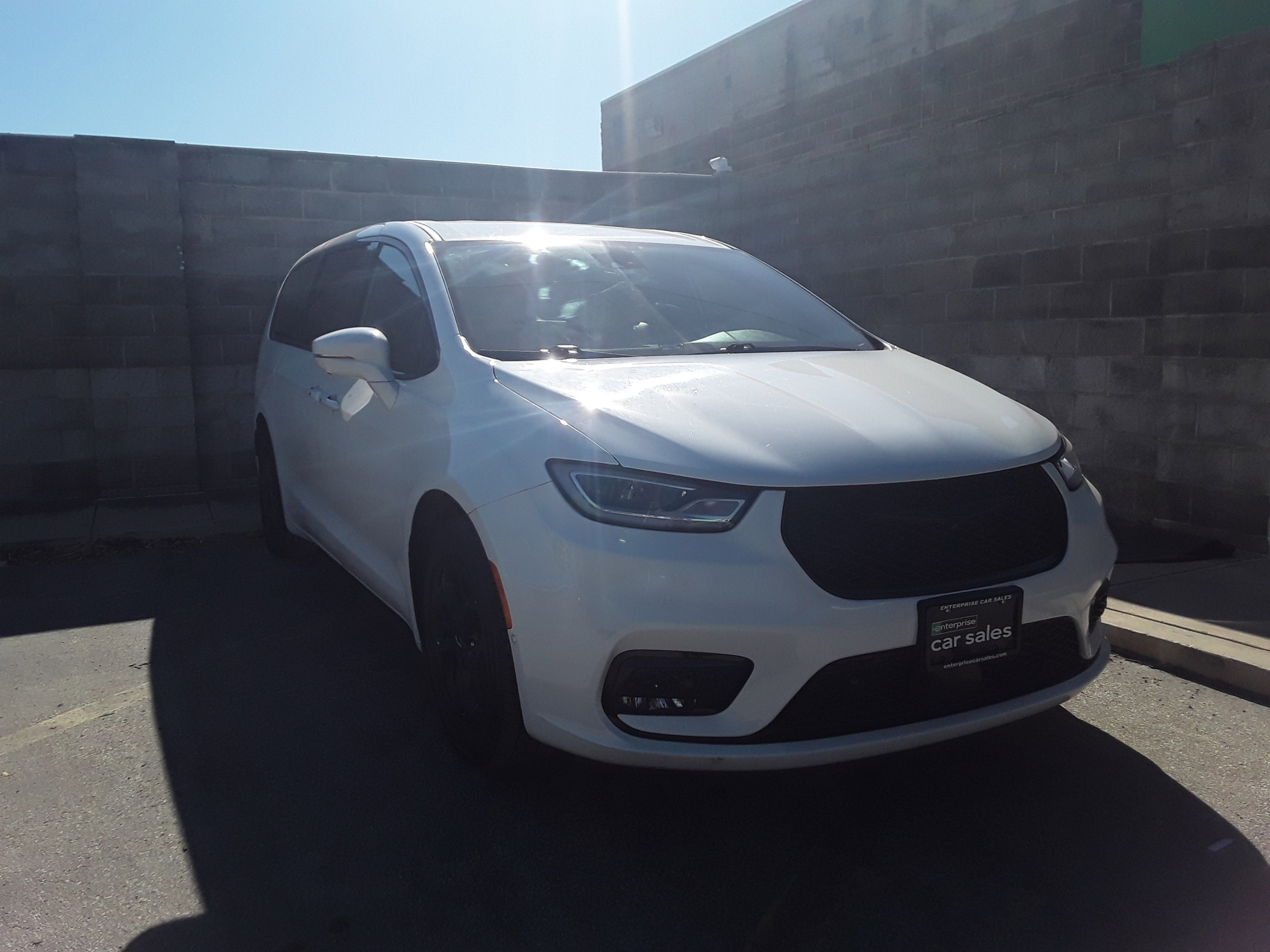 2022 Chrysler Pacifica Hybrid Touring L FWD