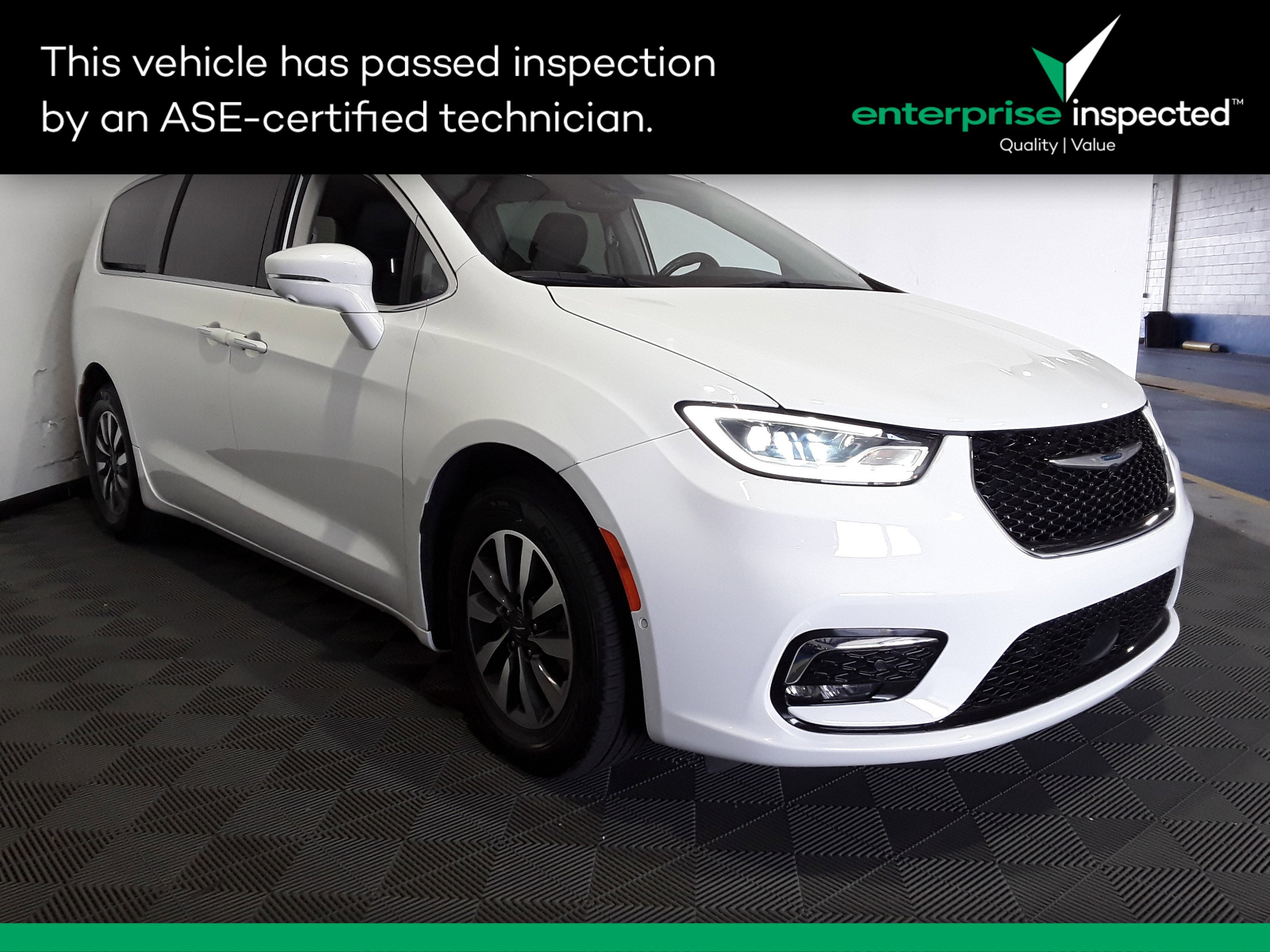 2021 Chrysler Pacifica Hybrid Touring L FWD
