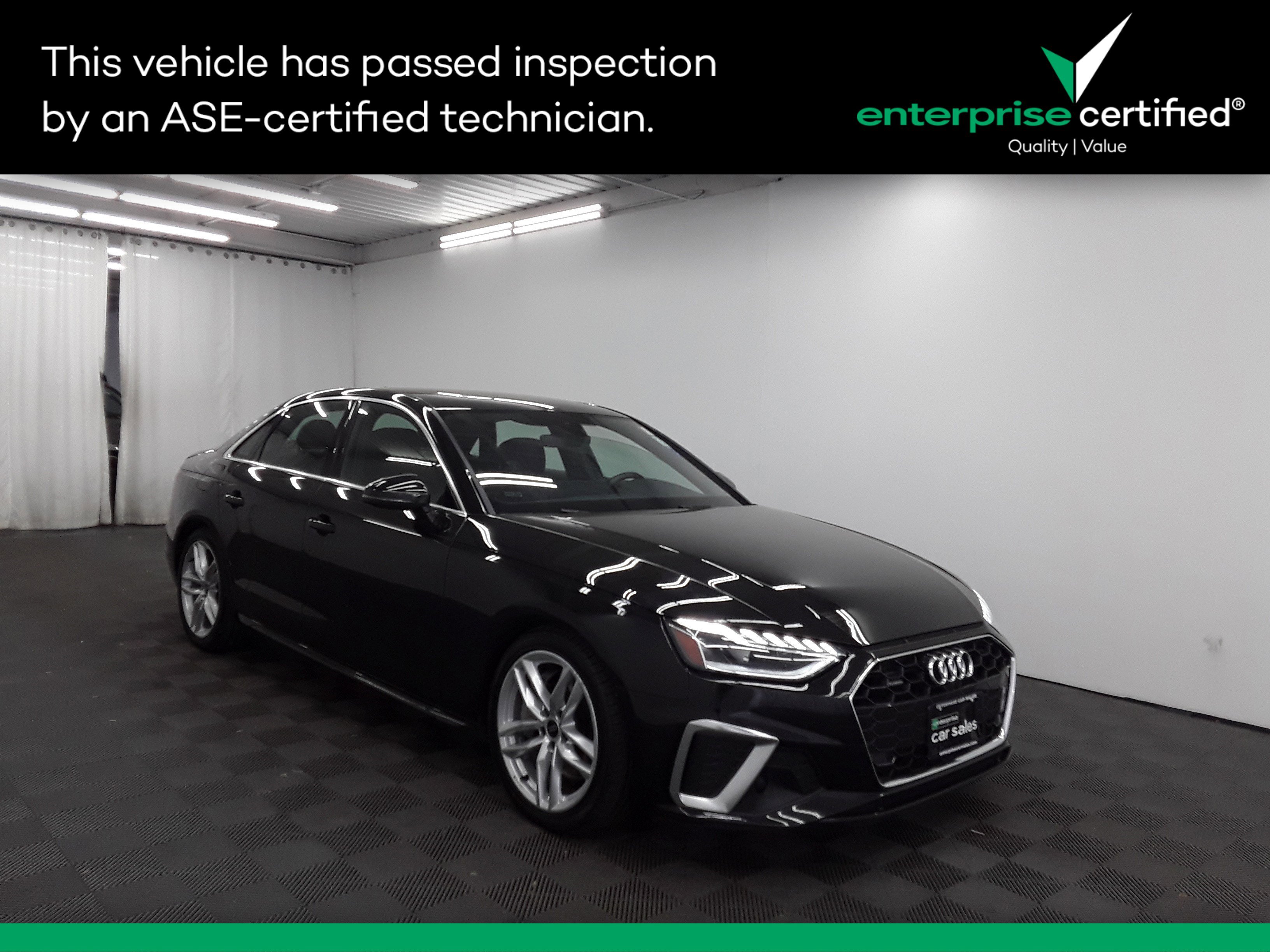 2023 Audi A4 Sedan S line Premium Plus 45 TFSI quattro