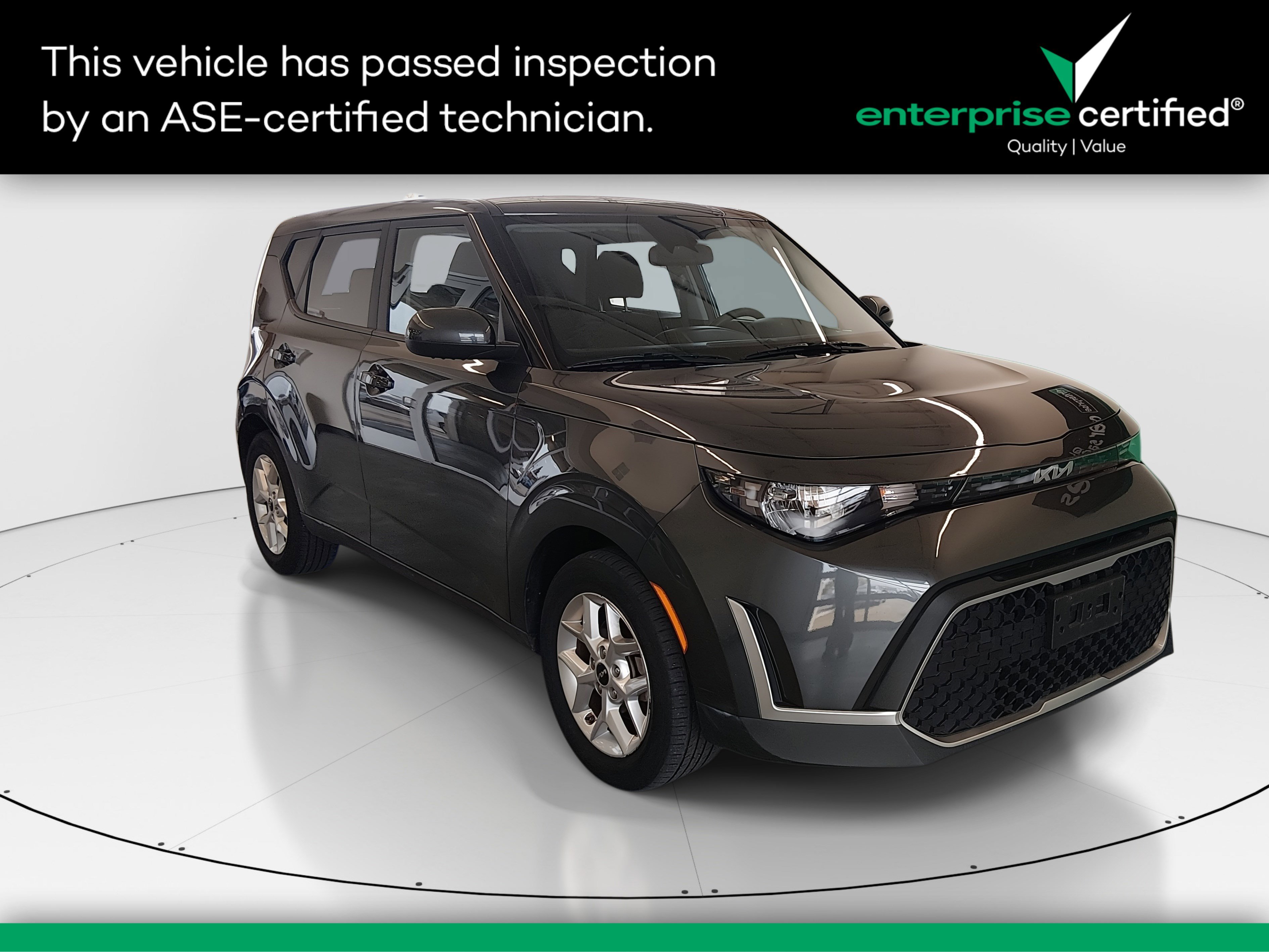 2023 Kia Soul LX's photo