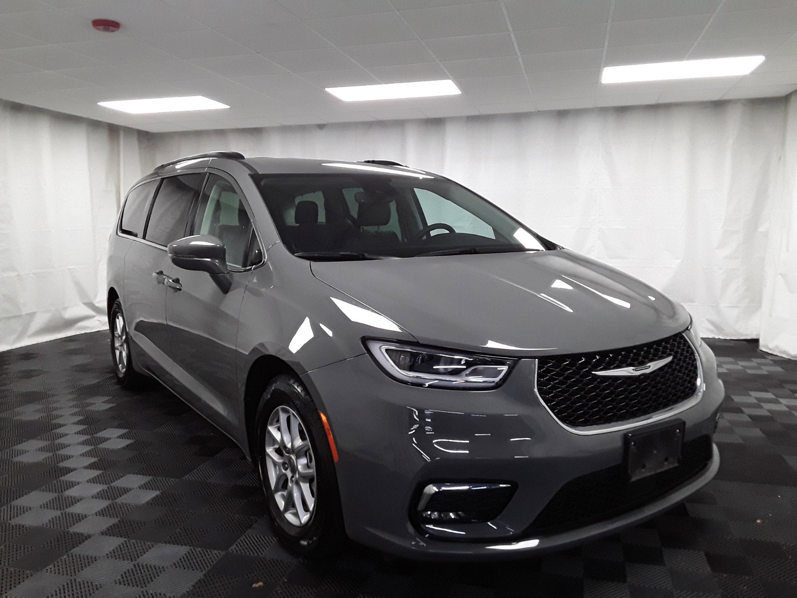 2022 Chrysler Pacifica Touring L FWD