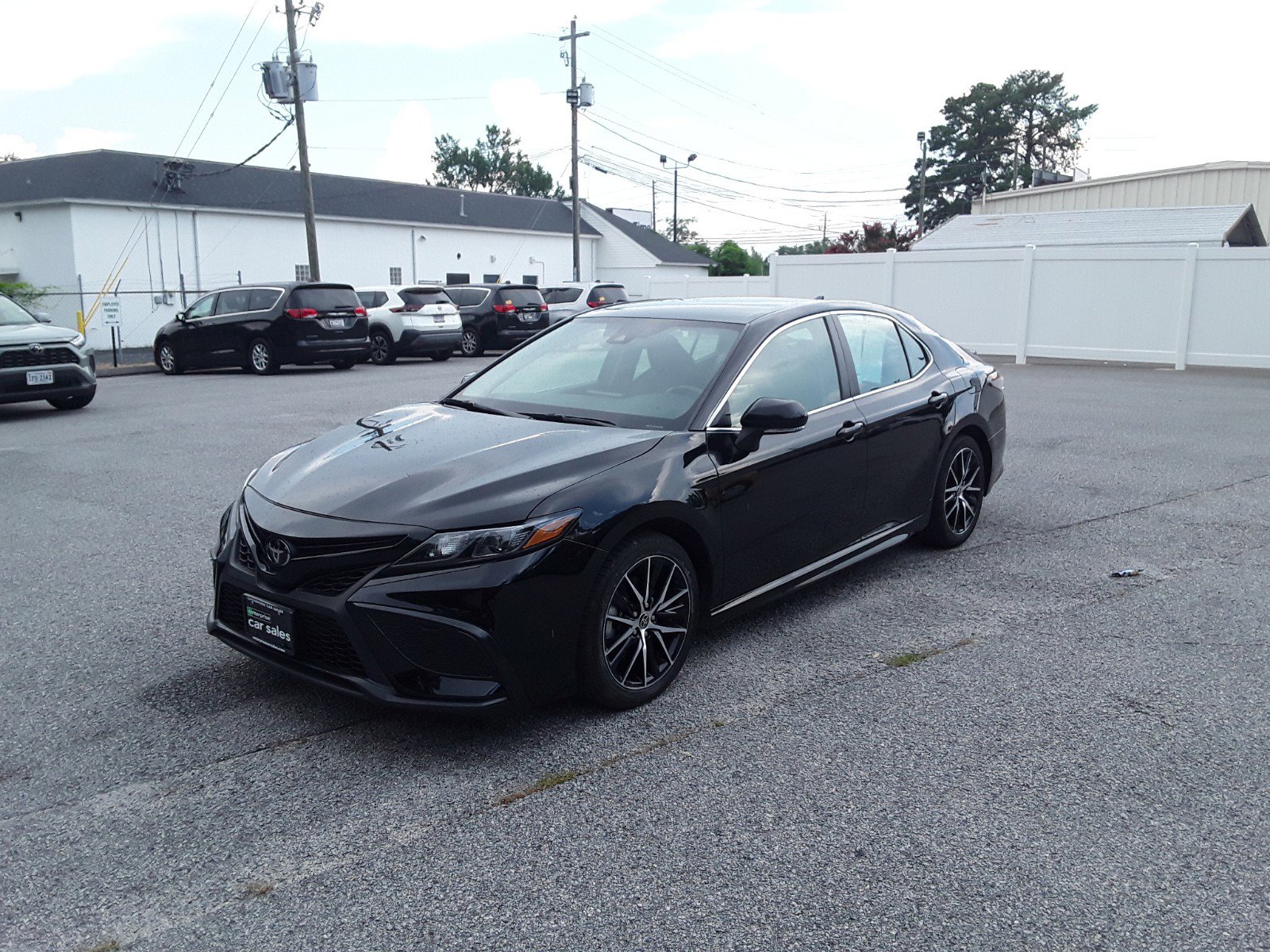 Image 4 of Used 2023 Toyota Camry SE Auto