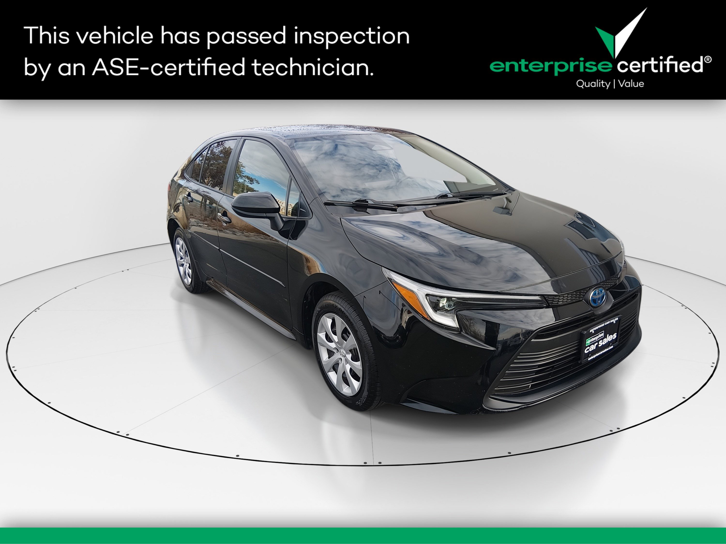 2023 Toyota Corolla LE's photo