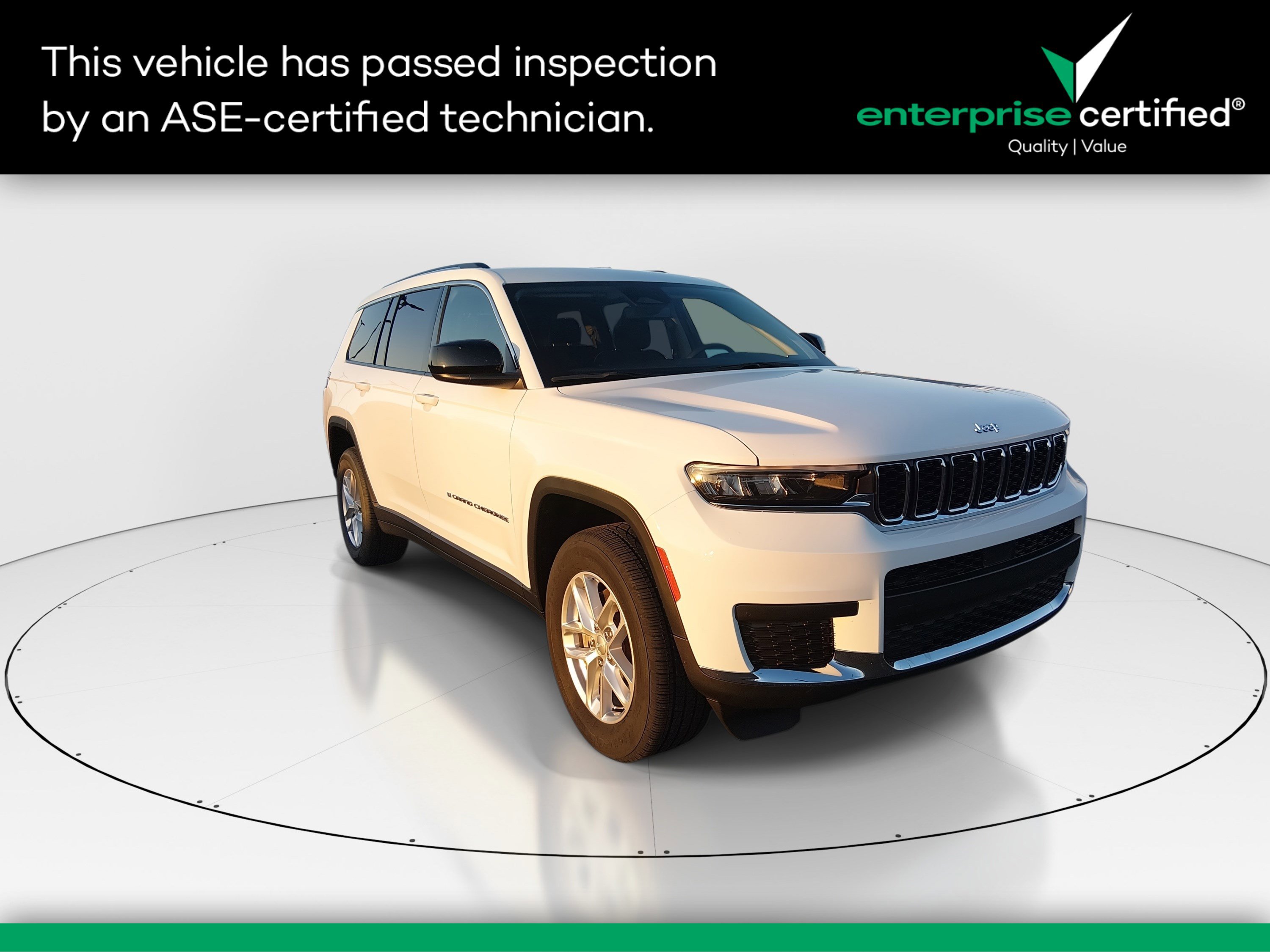 2023 Jeep Grand Cherokee L Laredo's photo