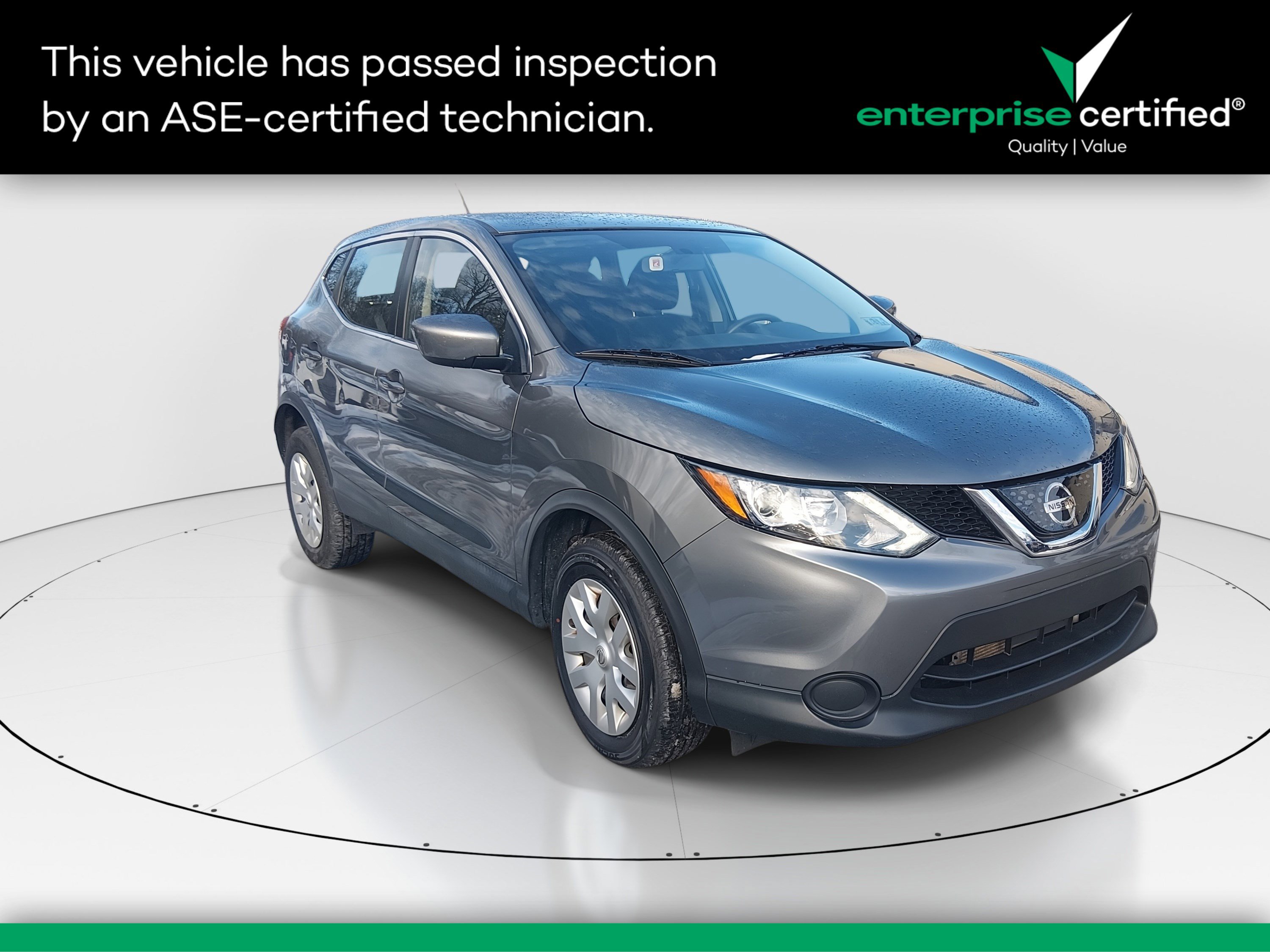 2018 Nissan Rogue Sport S's photo