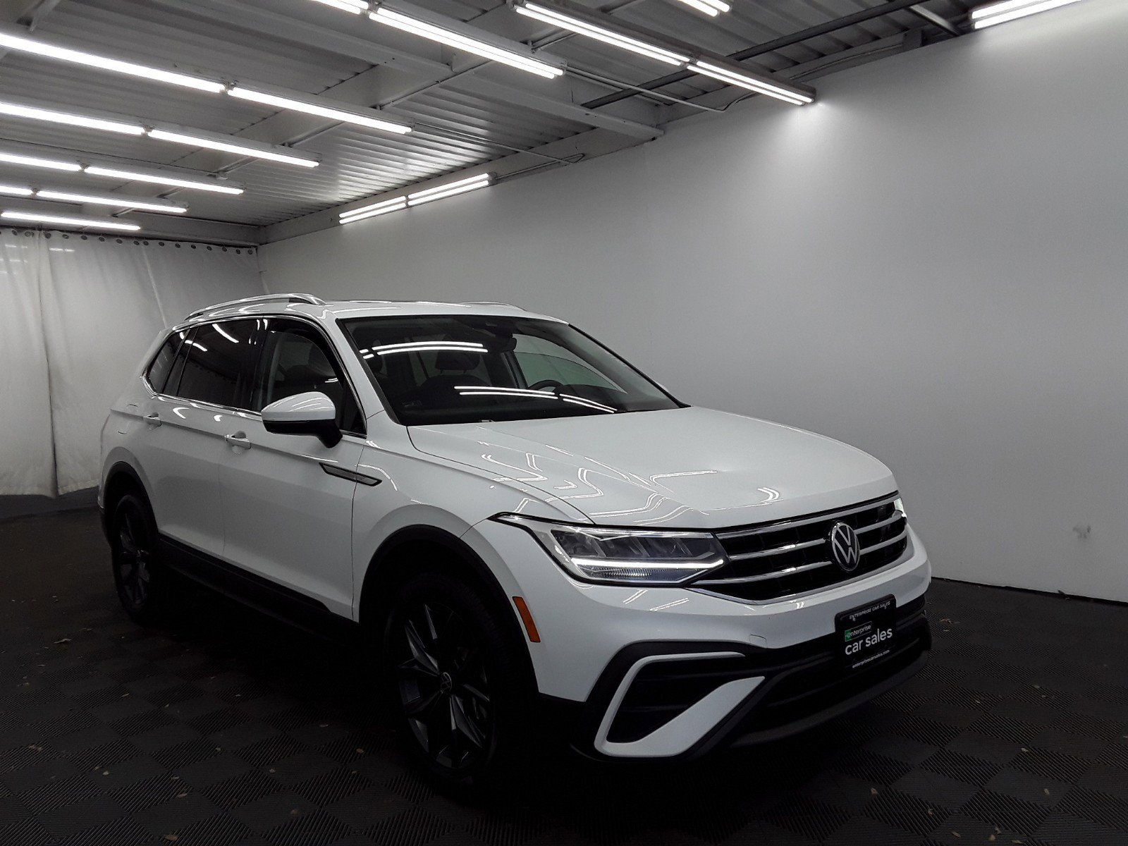 2022 Volkswagen Tiguan 2.0T SE FWD