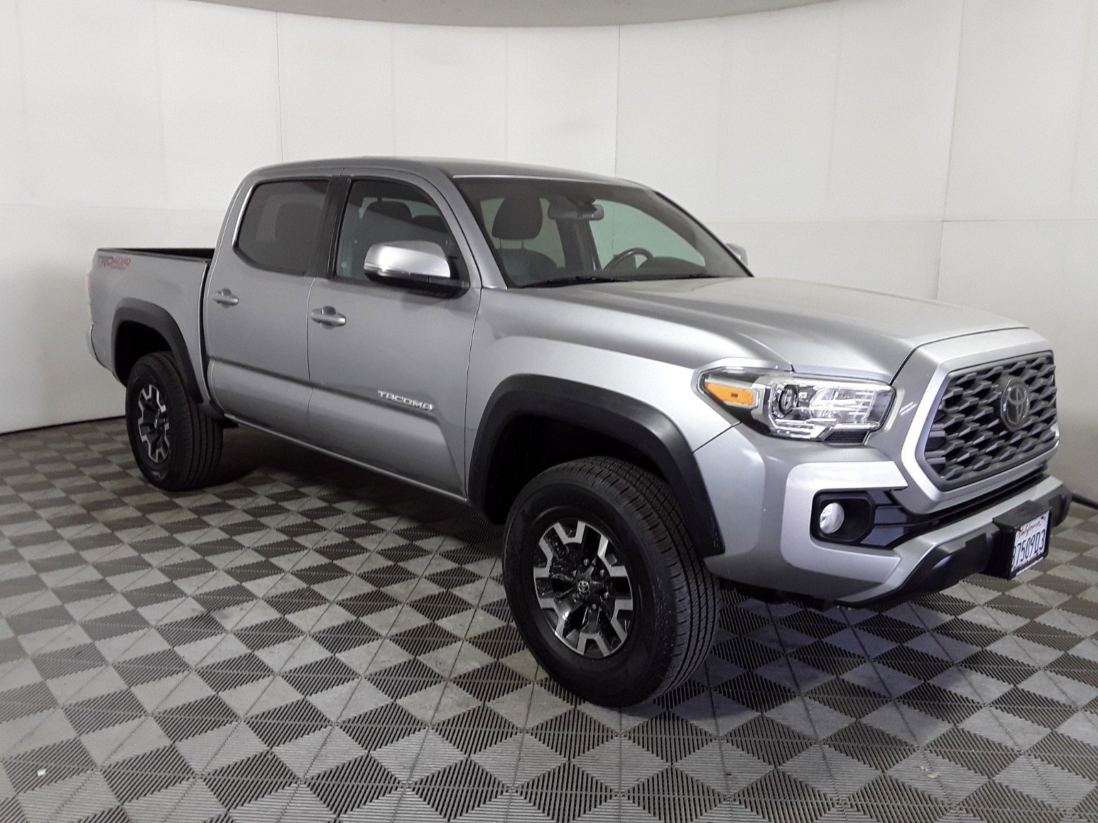 2021 Toyota Tacoma 4WD TRD Off Road Double Cab 5' Bed V6 AT