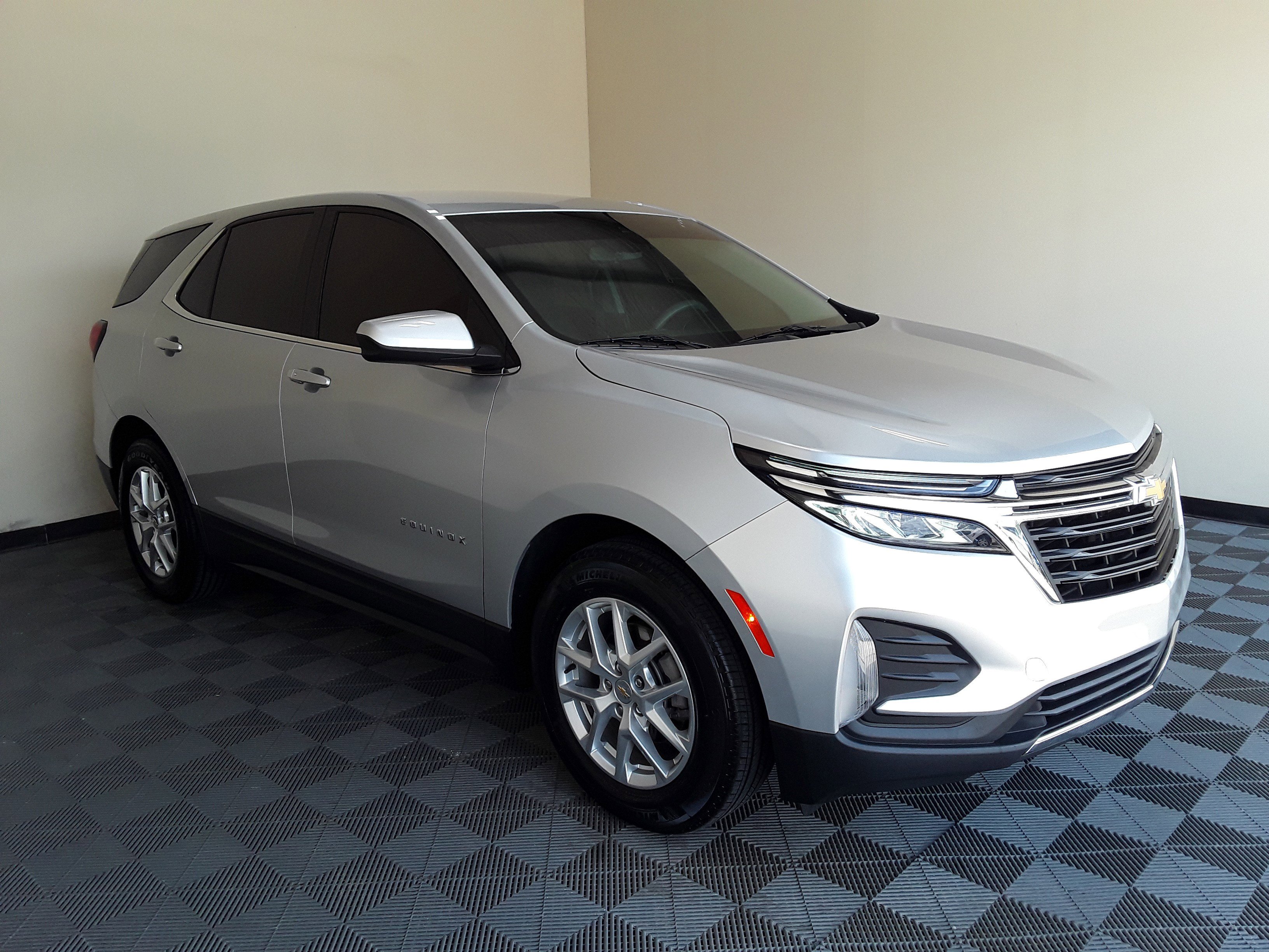 2022 Chevrolet Equinox FWD 4dr LT w/1LT