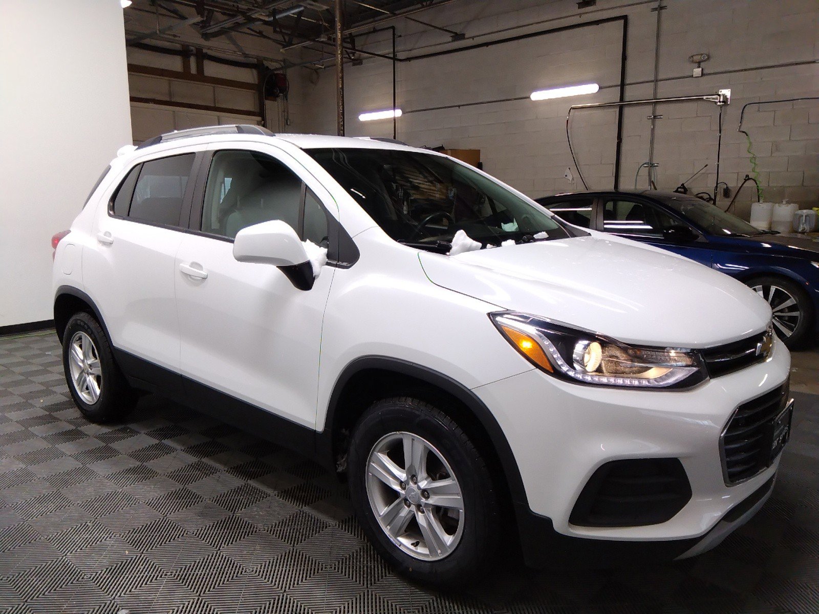 2021 Chevrolet Trax AWD 4dr LT