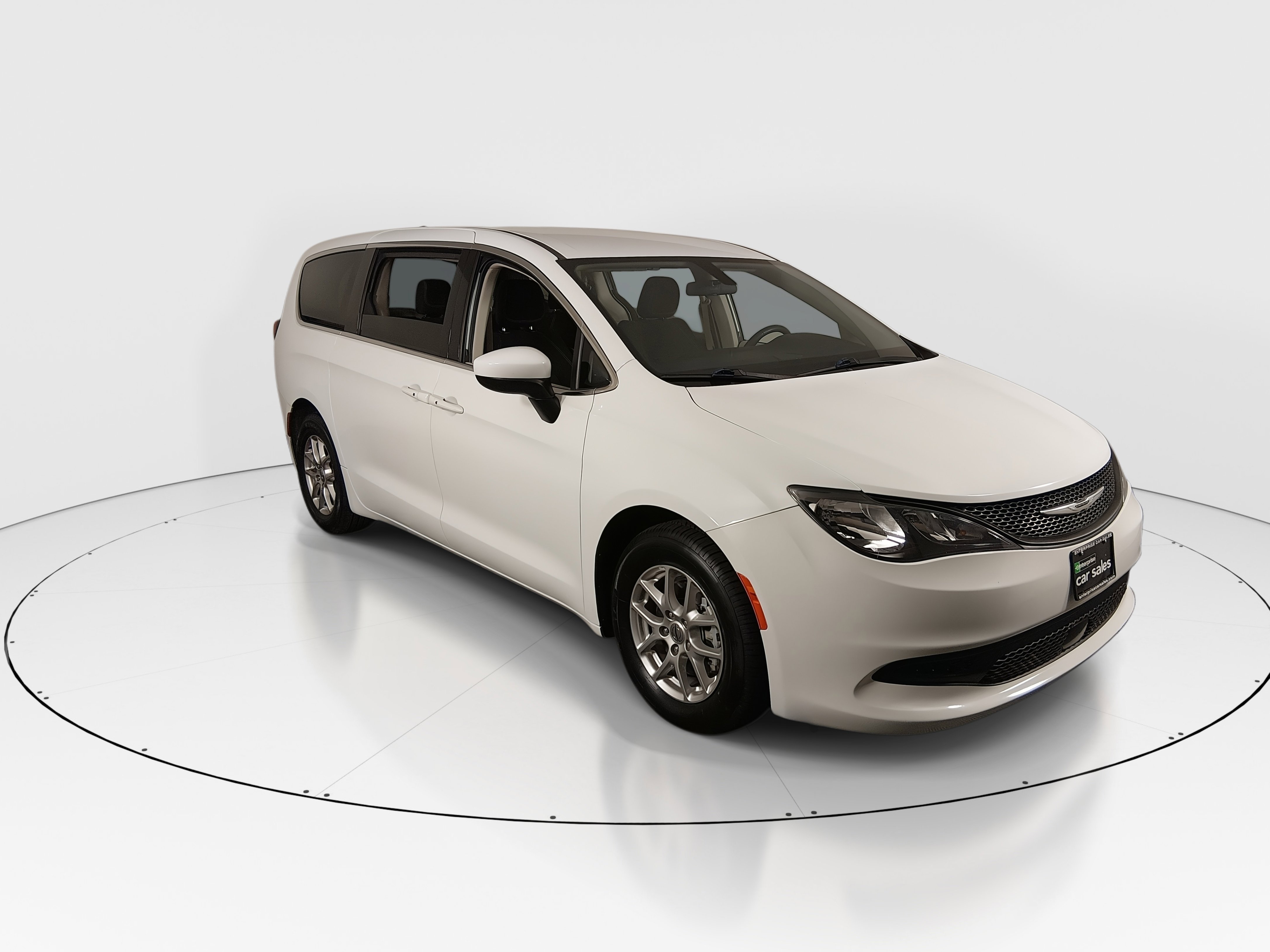 Used 2022 Chrysler Voyager LX FWD