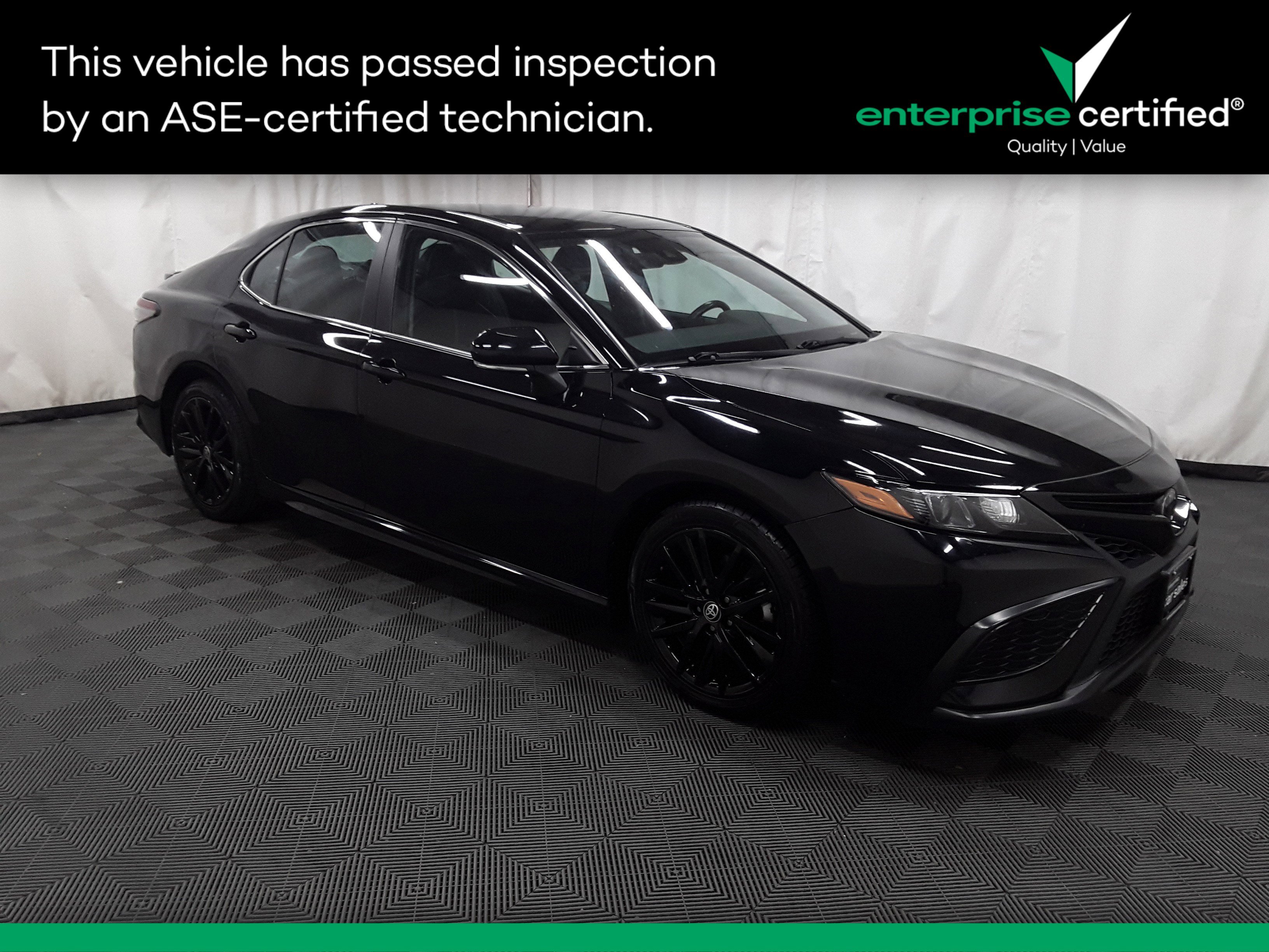 2023 Toyota Camry SE Auto