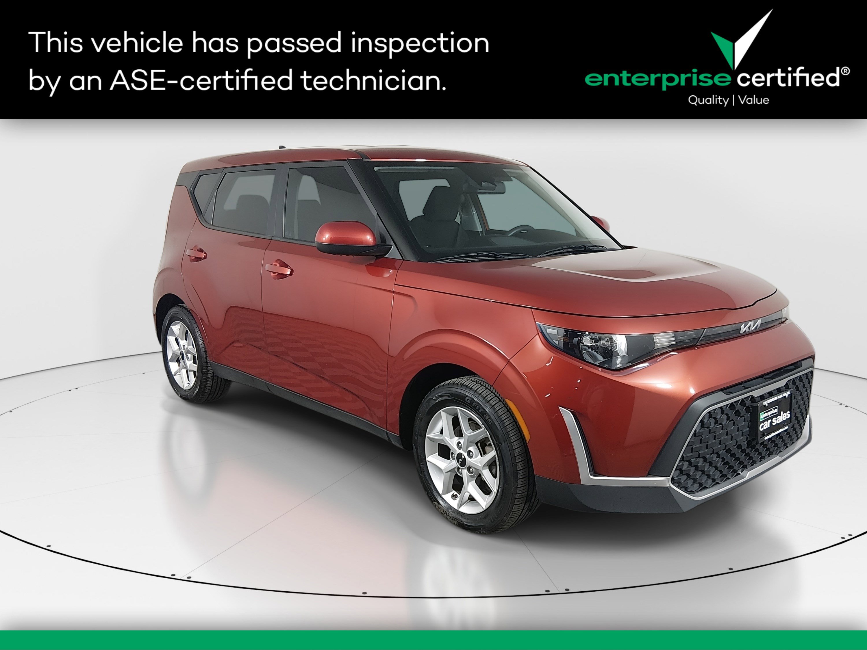 2023 Kia Soul LX's photo