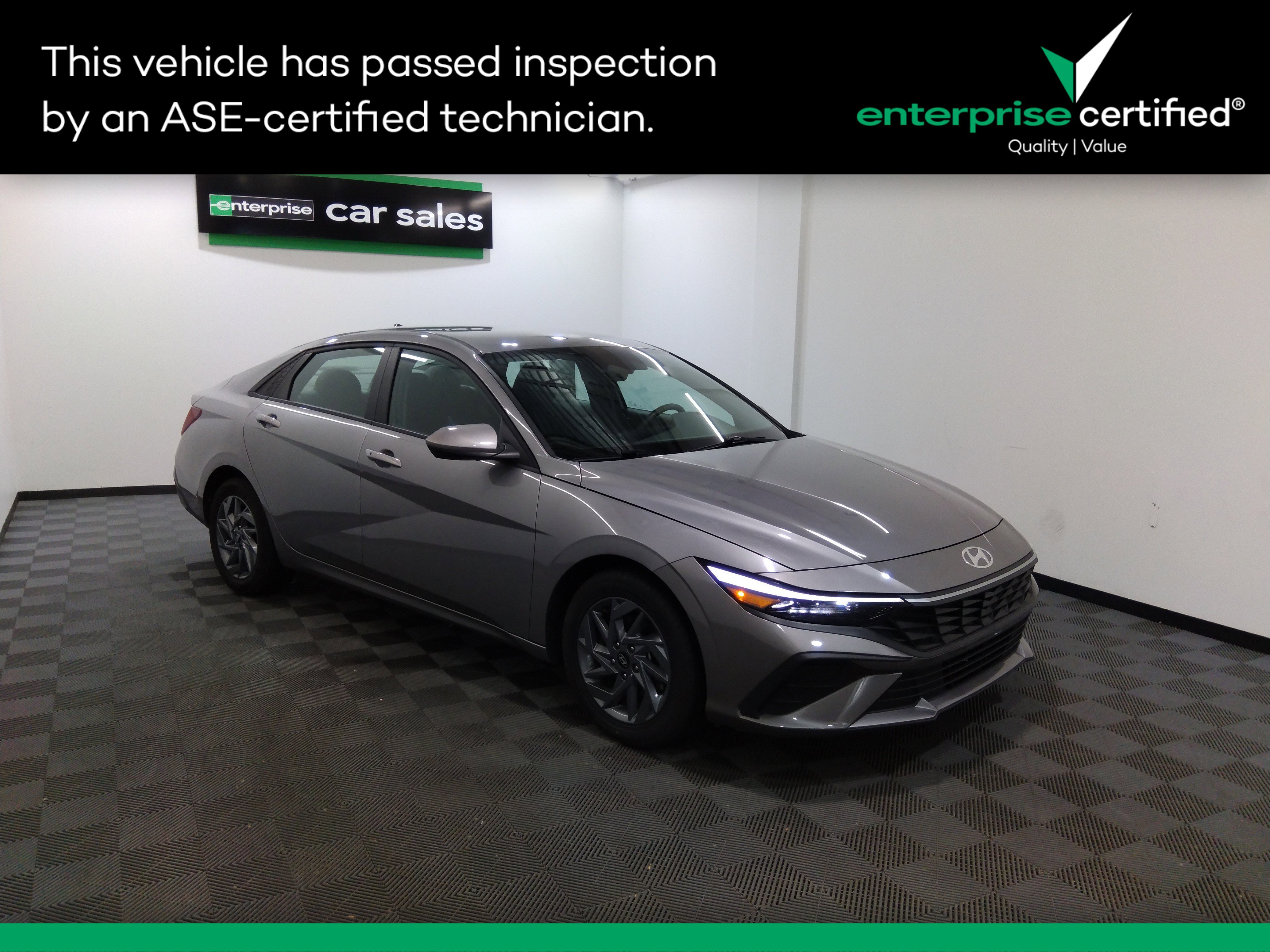 2024 Hyundai Elantra SEL IVT