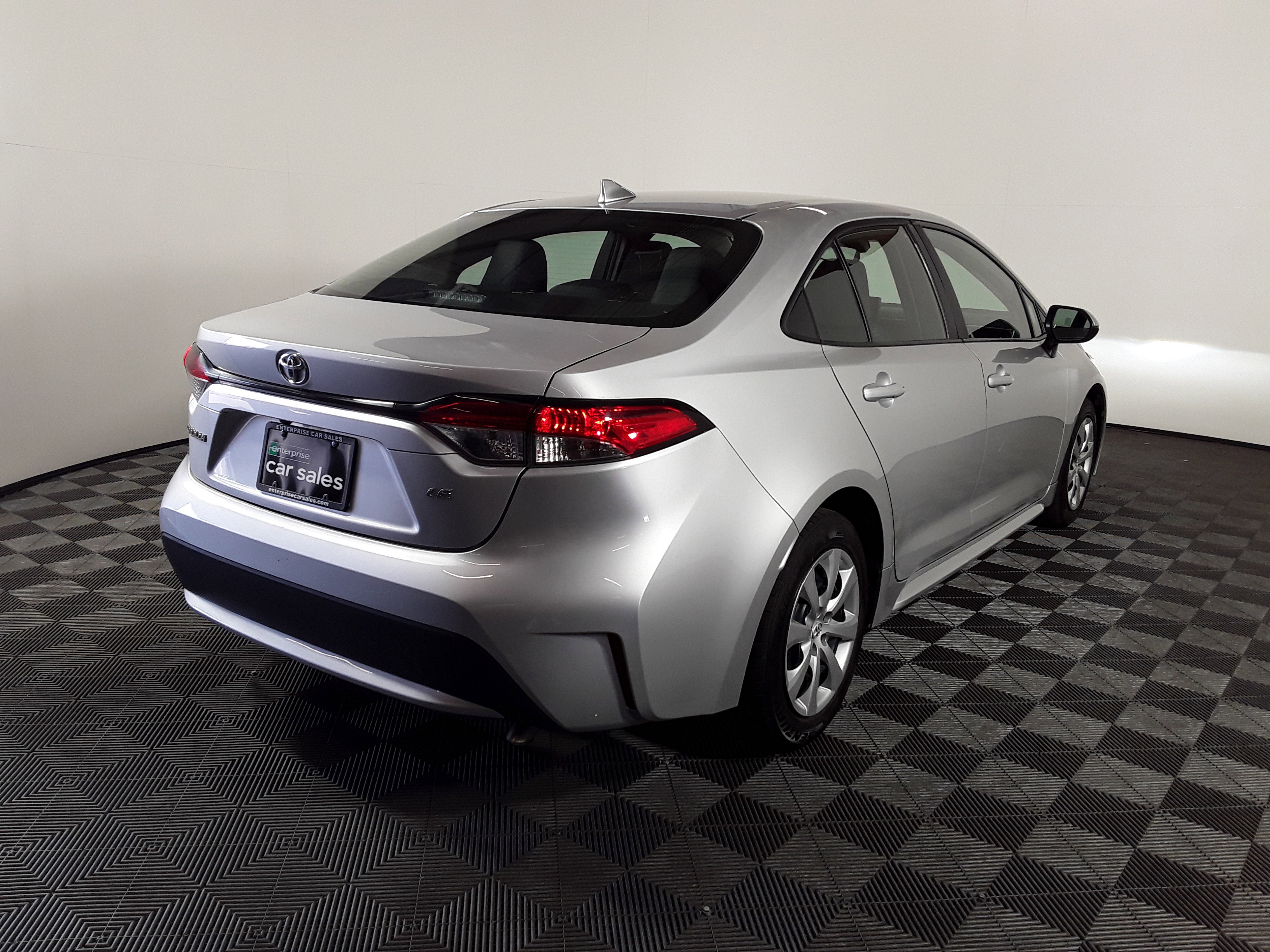 Image 2 of Used 2022 Toyota Corolla LE CVT