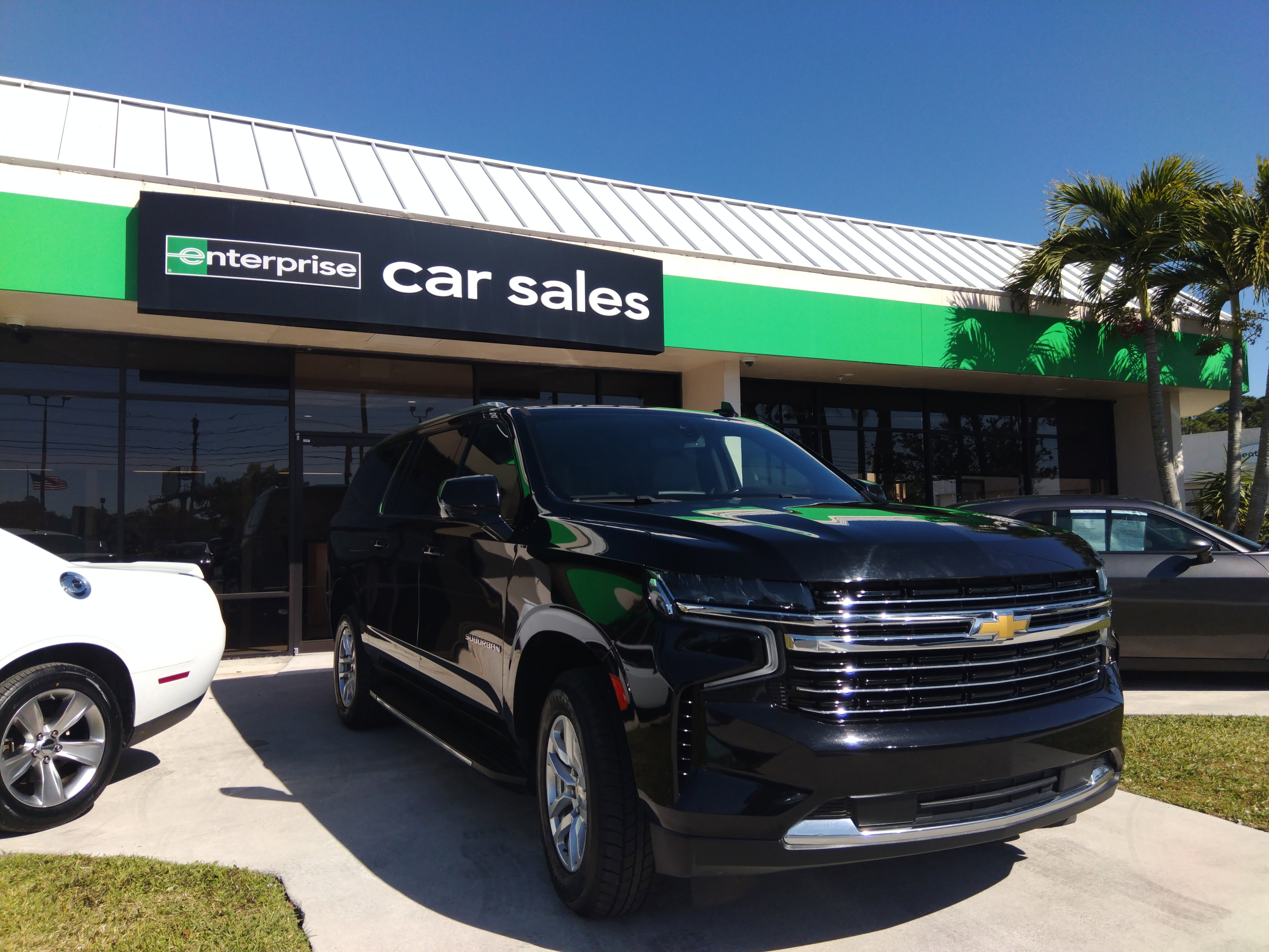 2021 Chevrolet Suburban 2WD 4dr LT