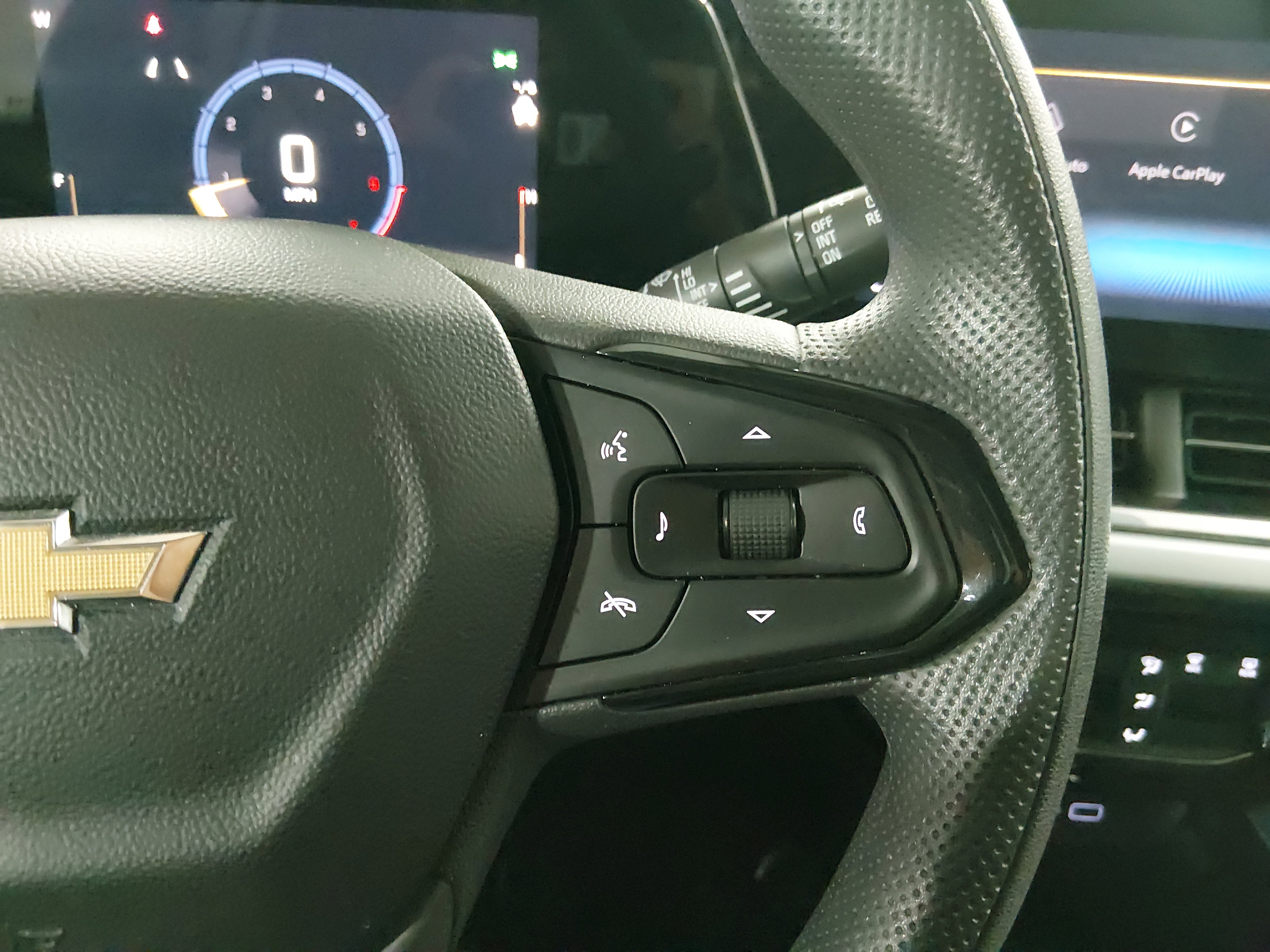 2024 Chevrolet Trax LT - Photo 18