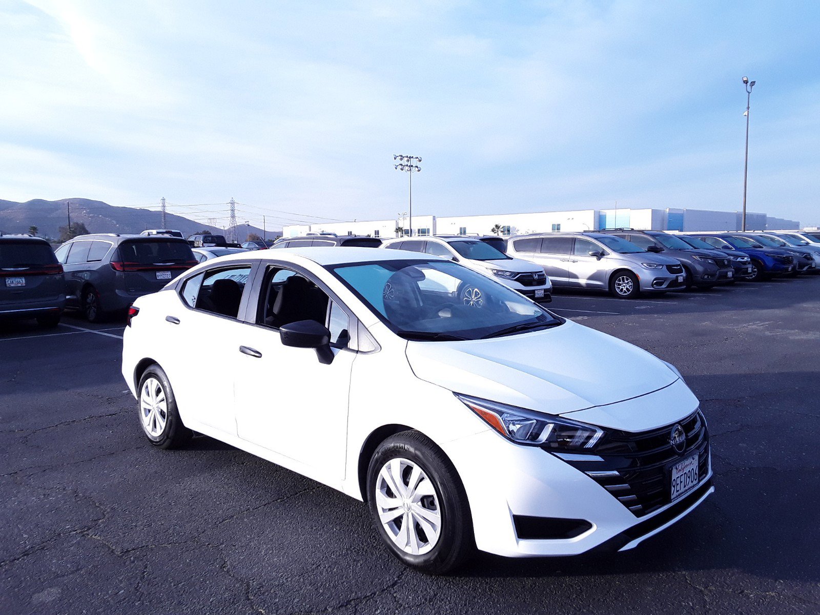 2023 Nissan Versa S CVT