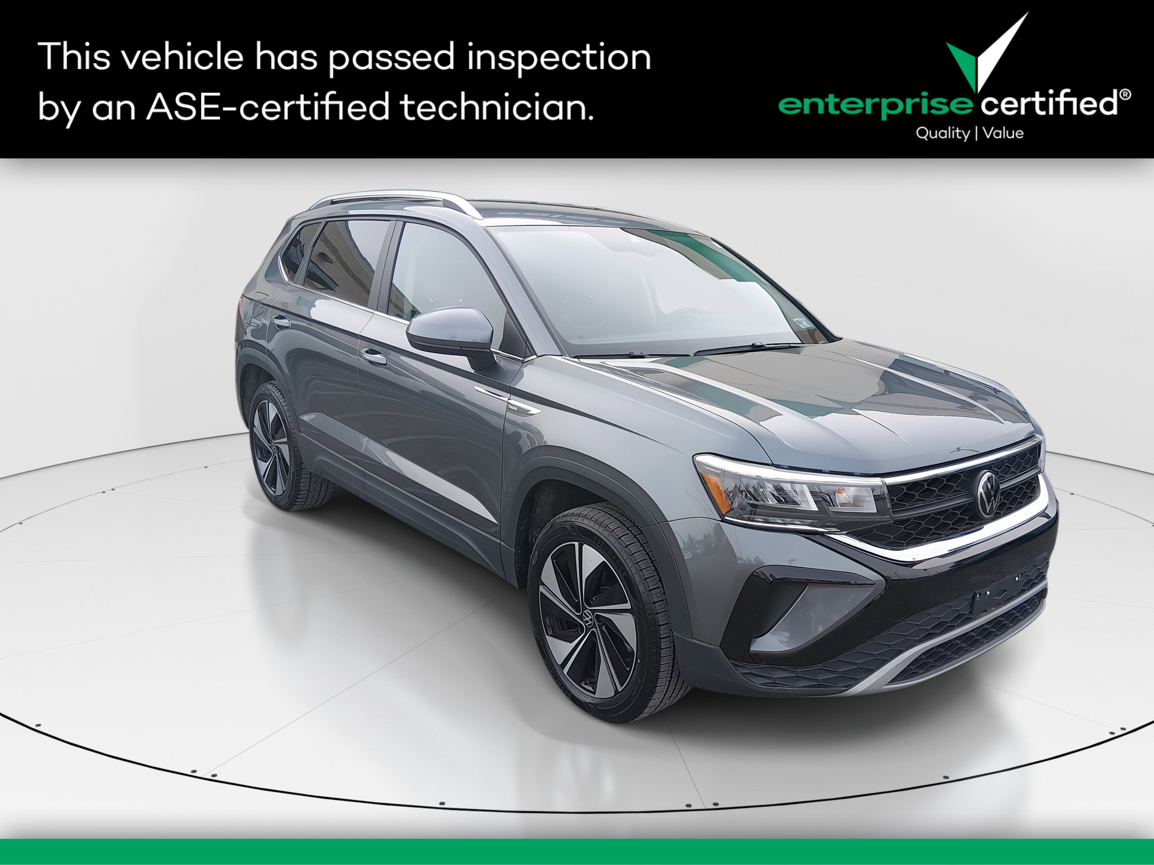 Used 2024 Volkswagen Taos SE 4MOTION