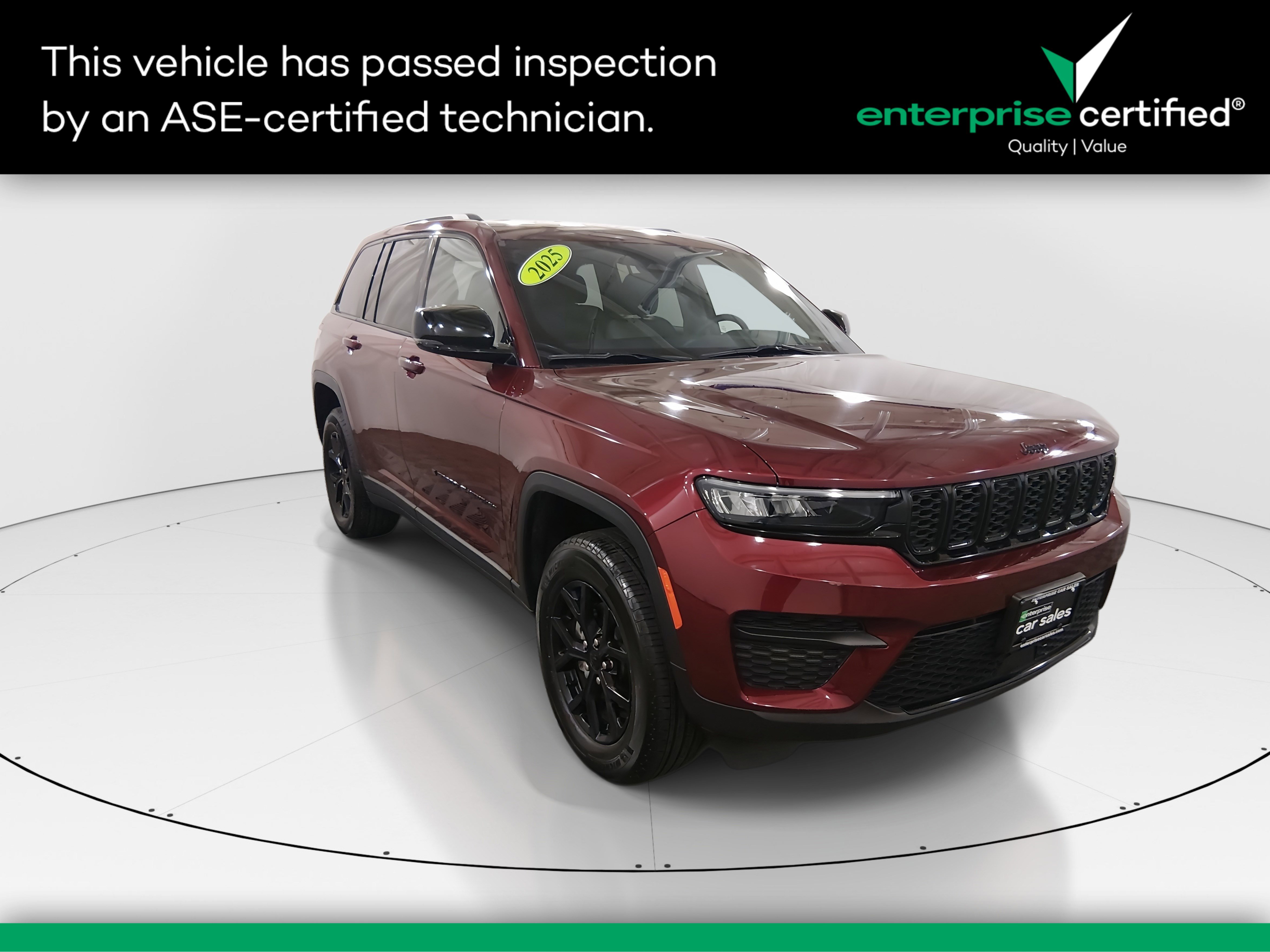 Used 2025 Jeep Grand Cherokee Altitude 4x4