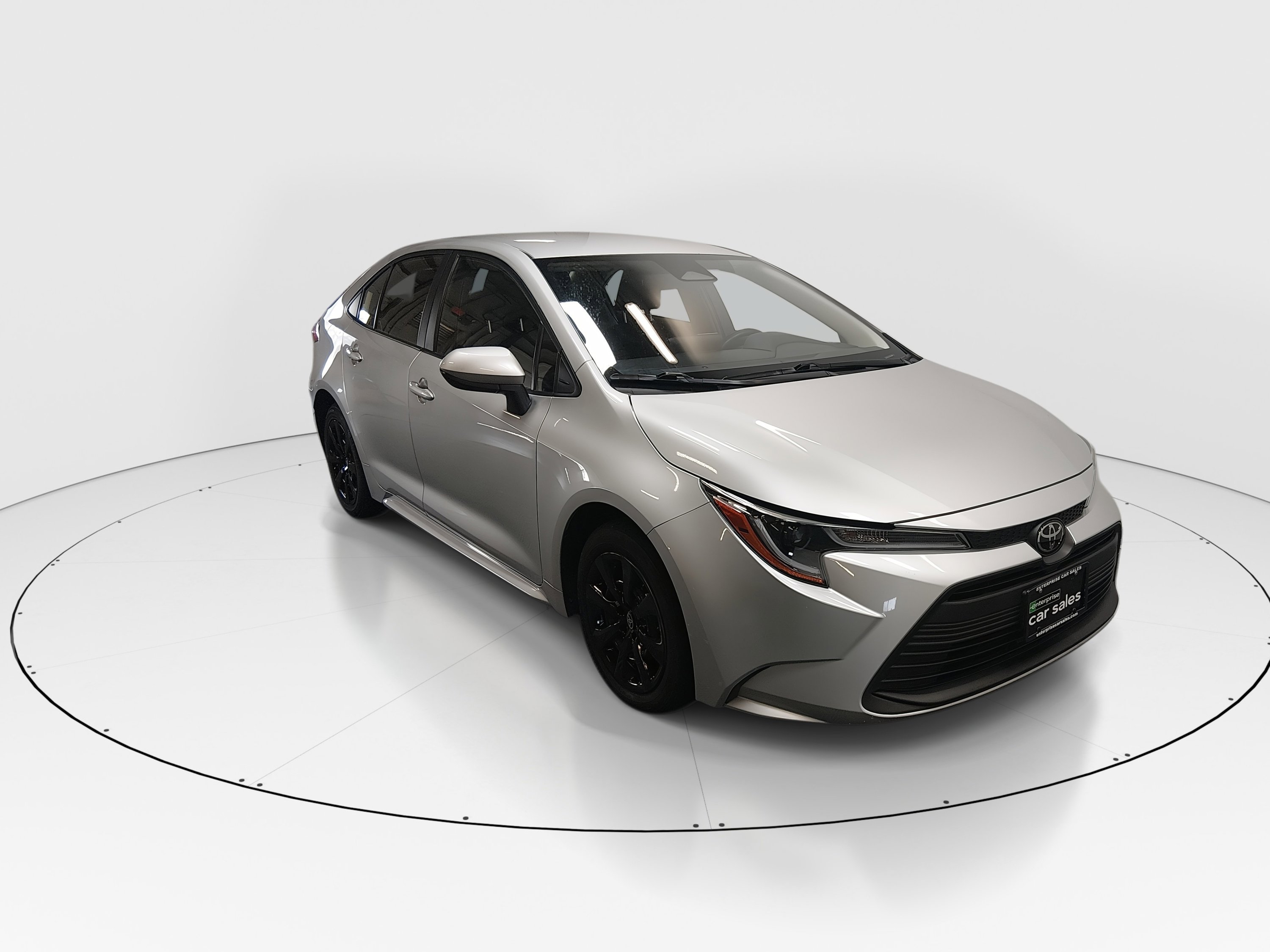 2023 Toyota Corolla LE's photo