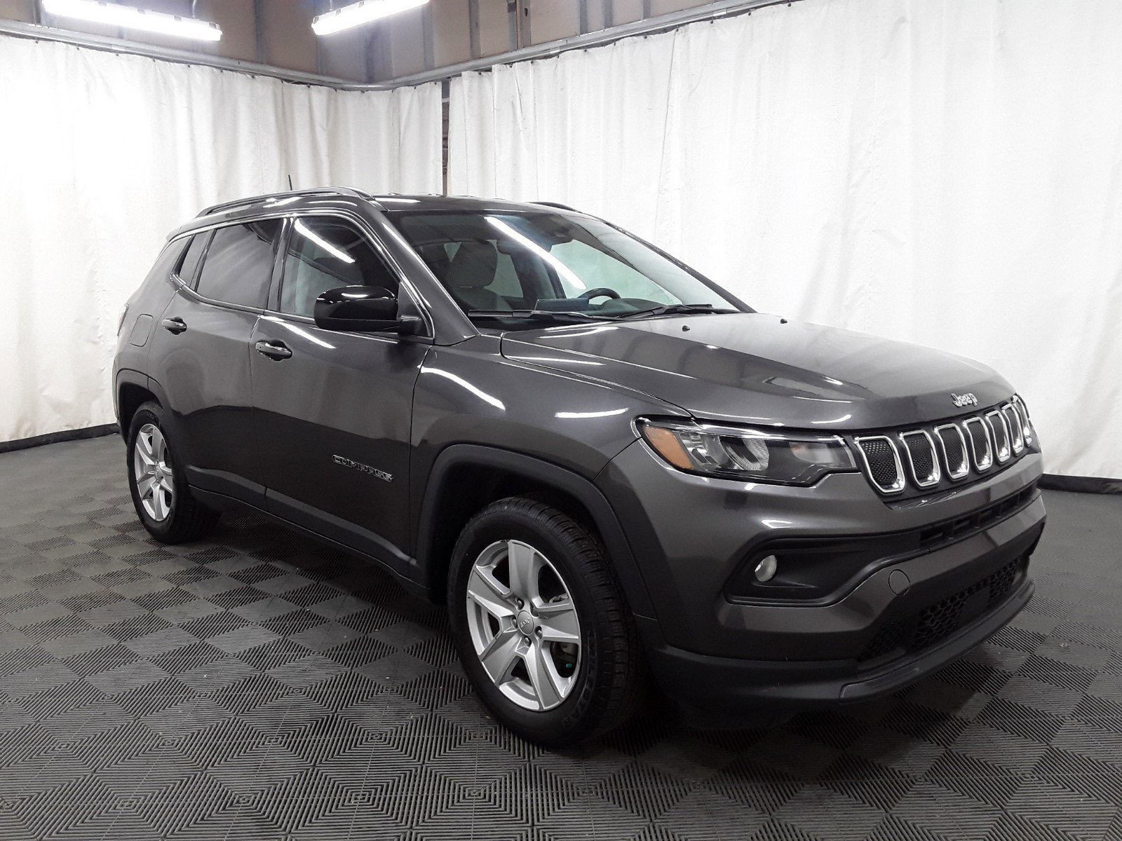 2022 Jeep Compass Latitude FWD