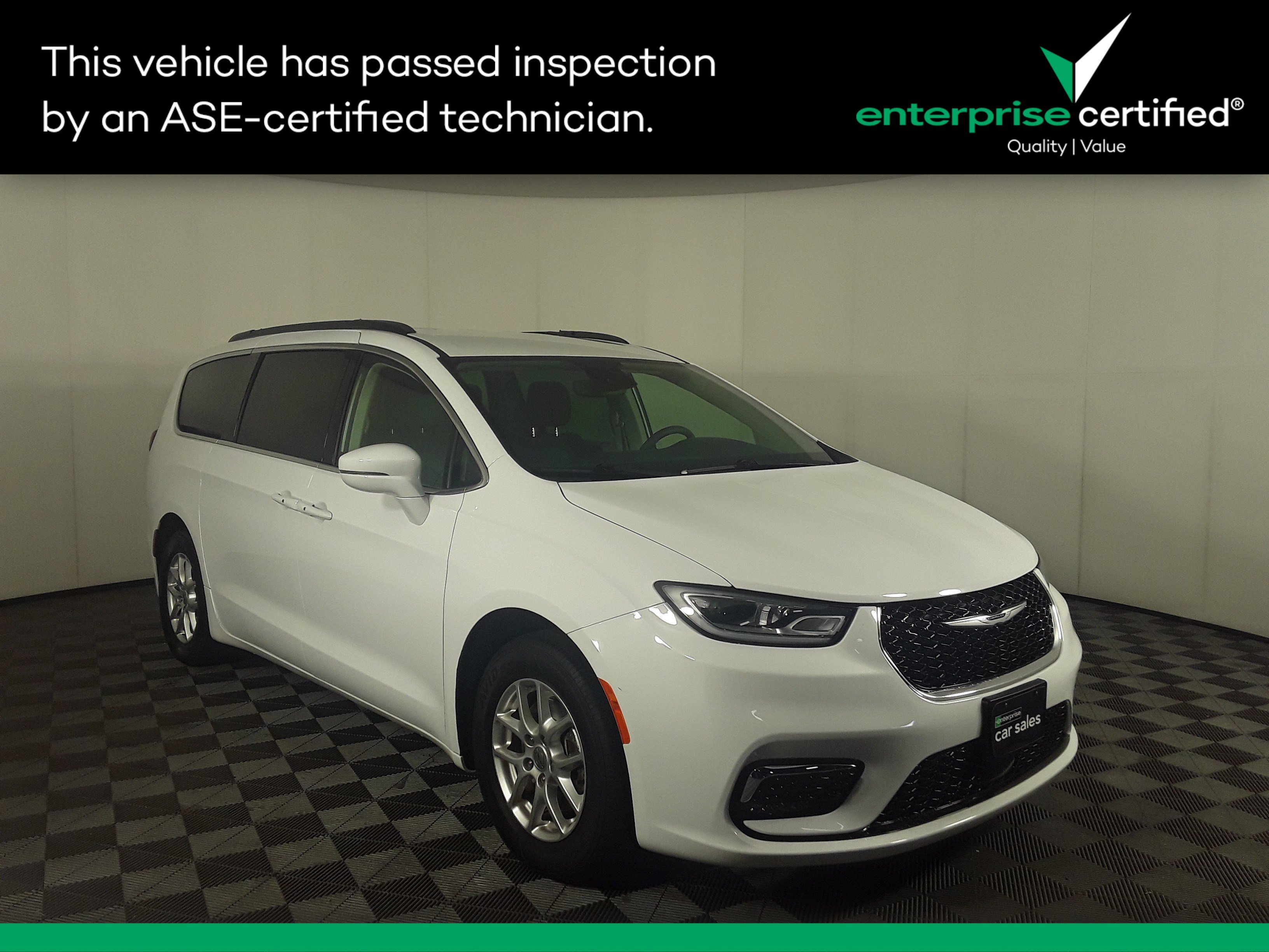 Used 2022 Chrysler Pacifica Touring L FWD