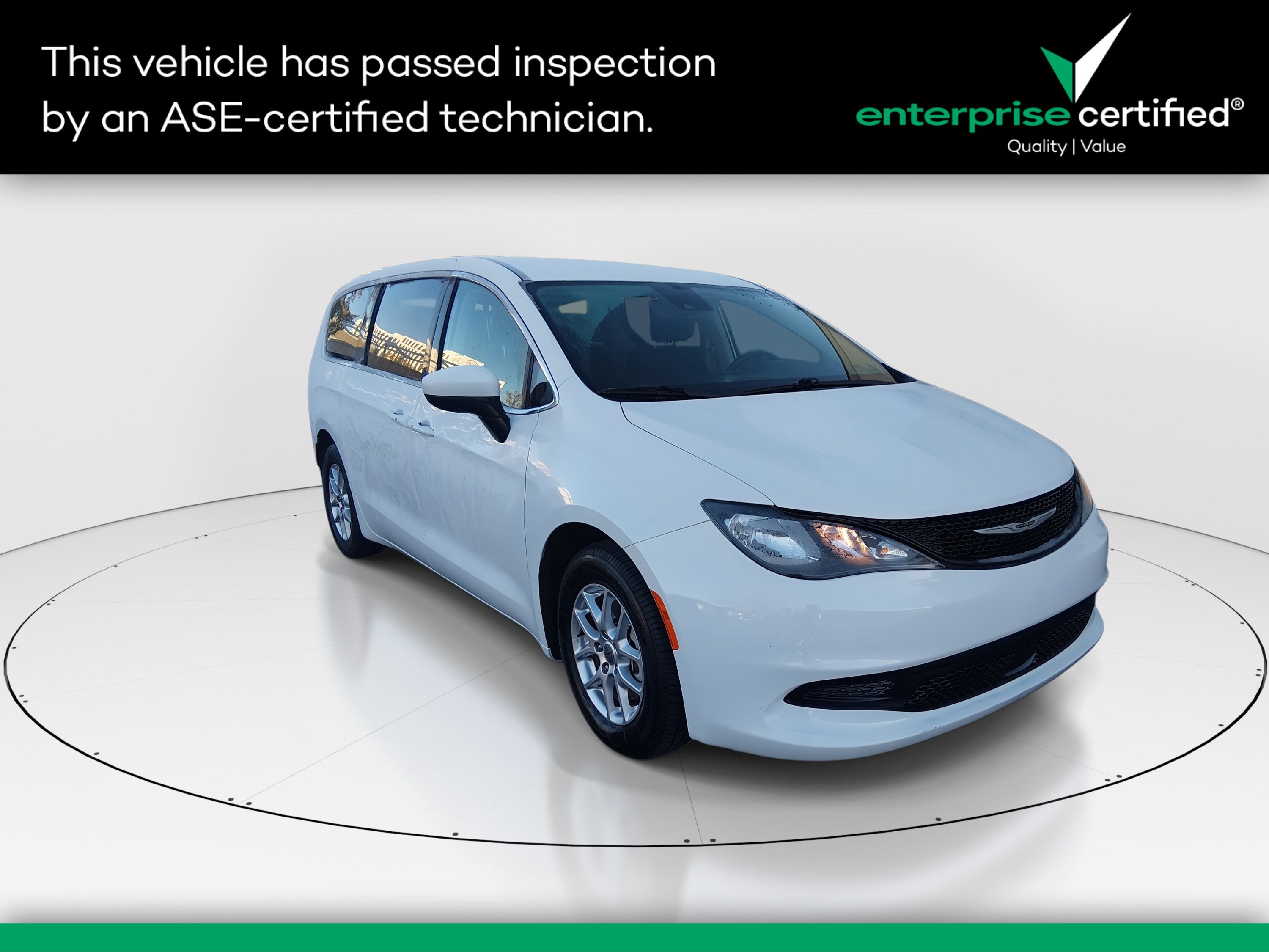 Used 2023 Chrysler Voyager LX FWD's photo