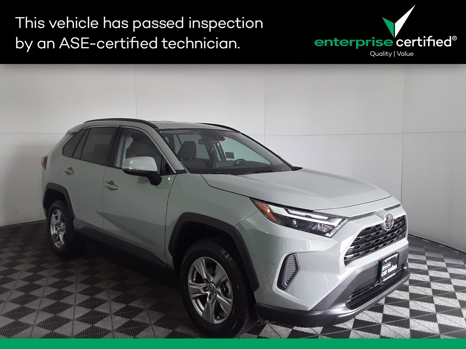 Used 2022 Toyota RAV4 XLE AWD