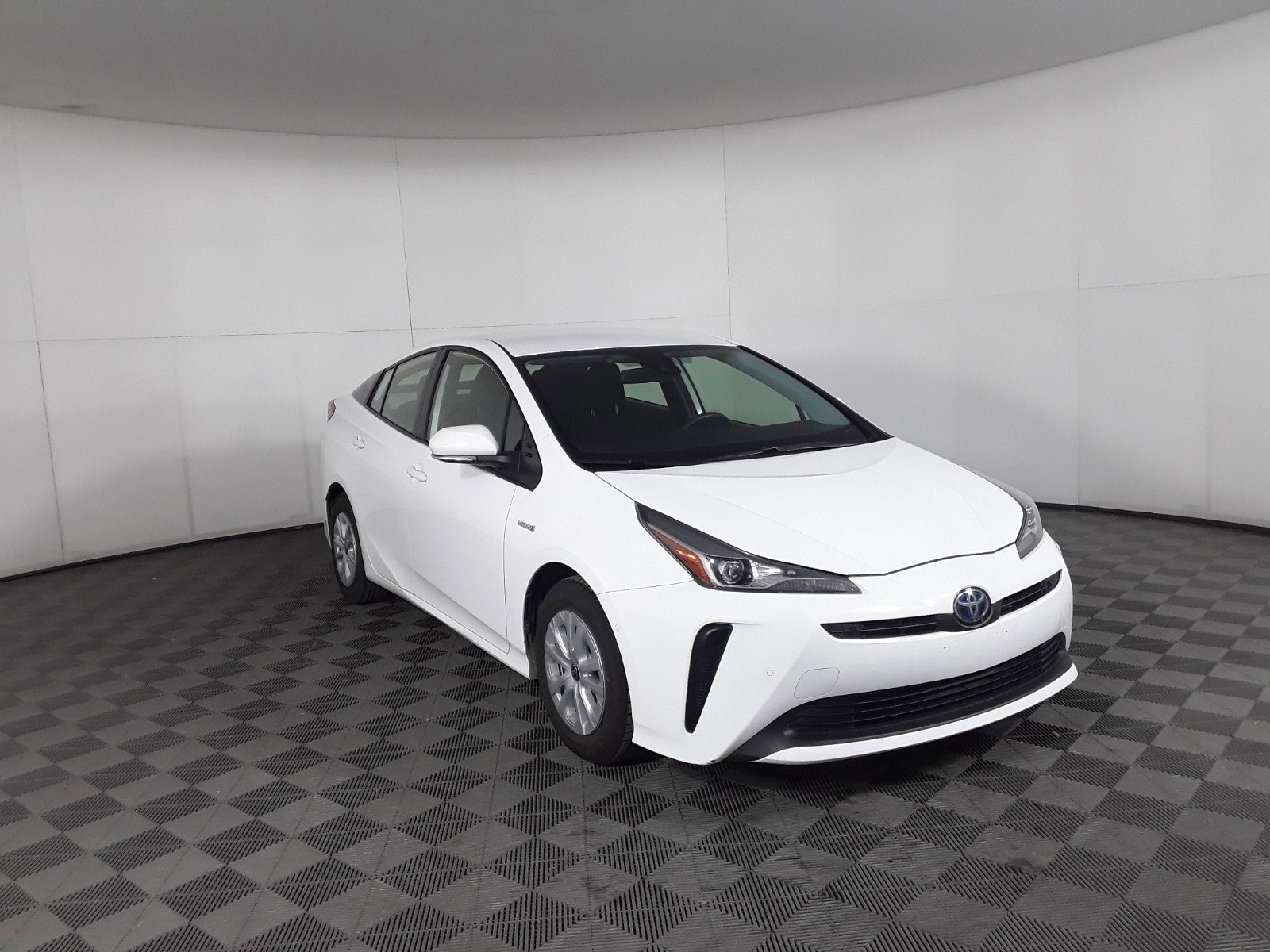 2022 Toyota Prius LE