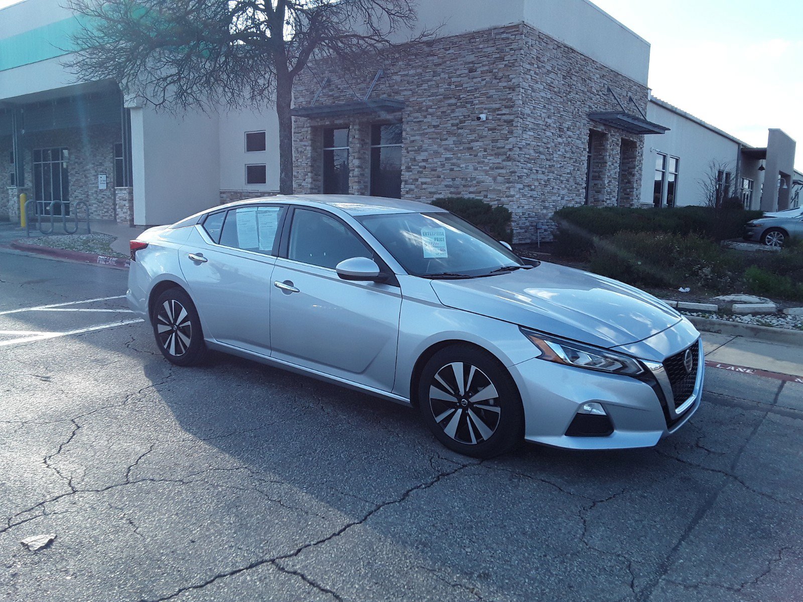 2022 Nissan Altima 2.5 SV Sedan