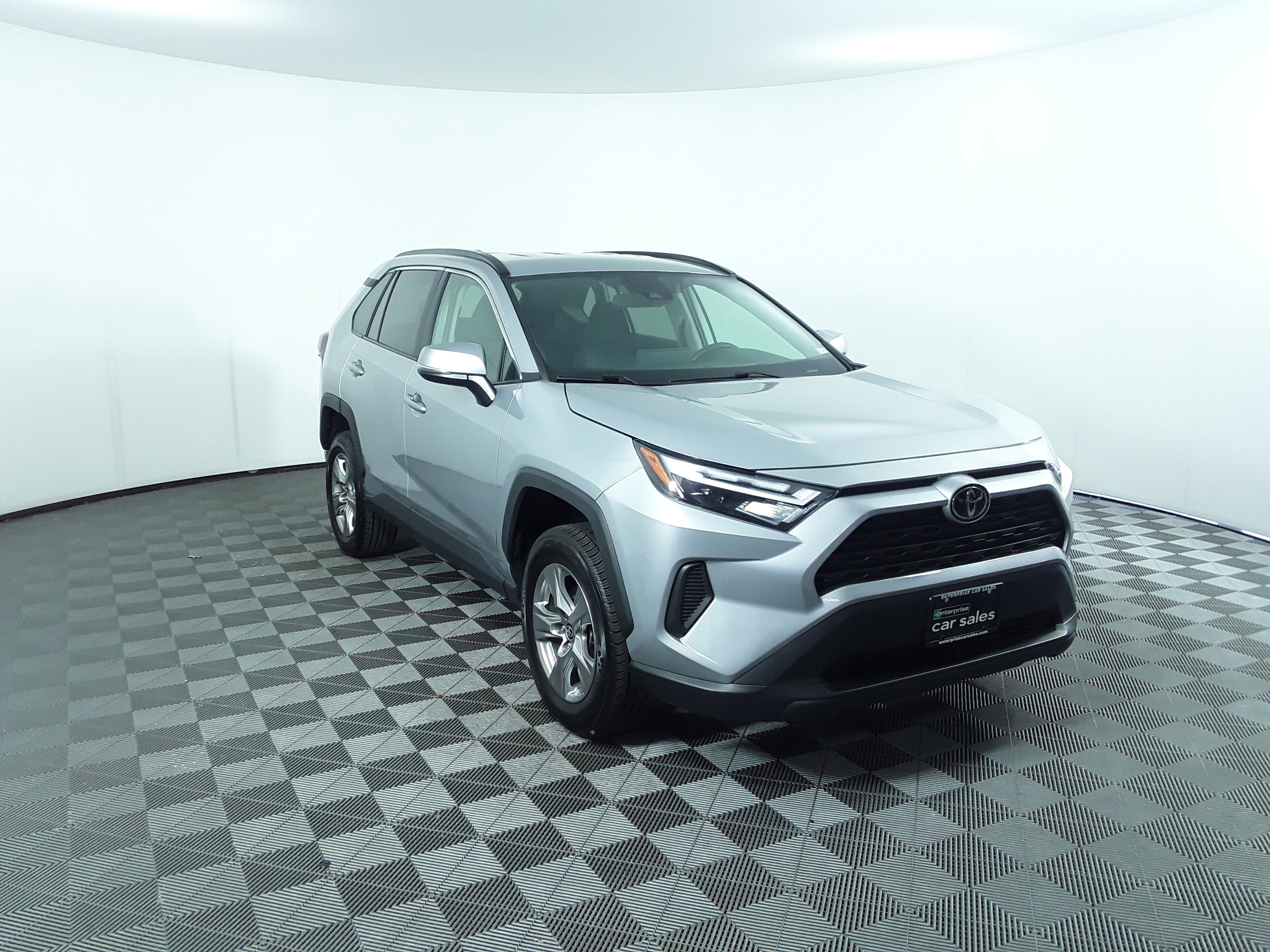 2023 Toyota RAV4 XLE FWD