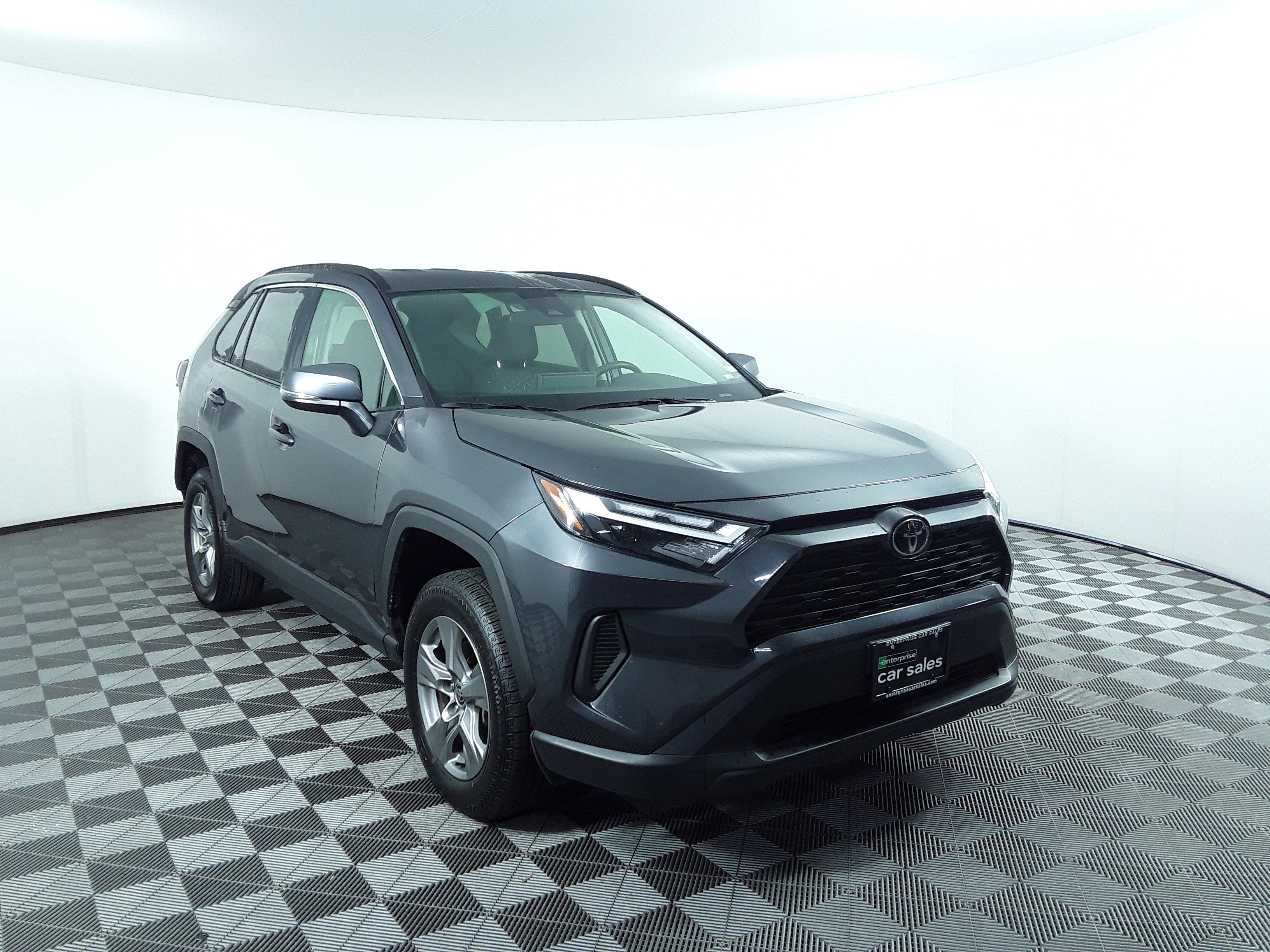 2024 Toyota RAV4 XLE FWD