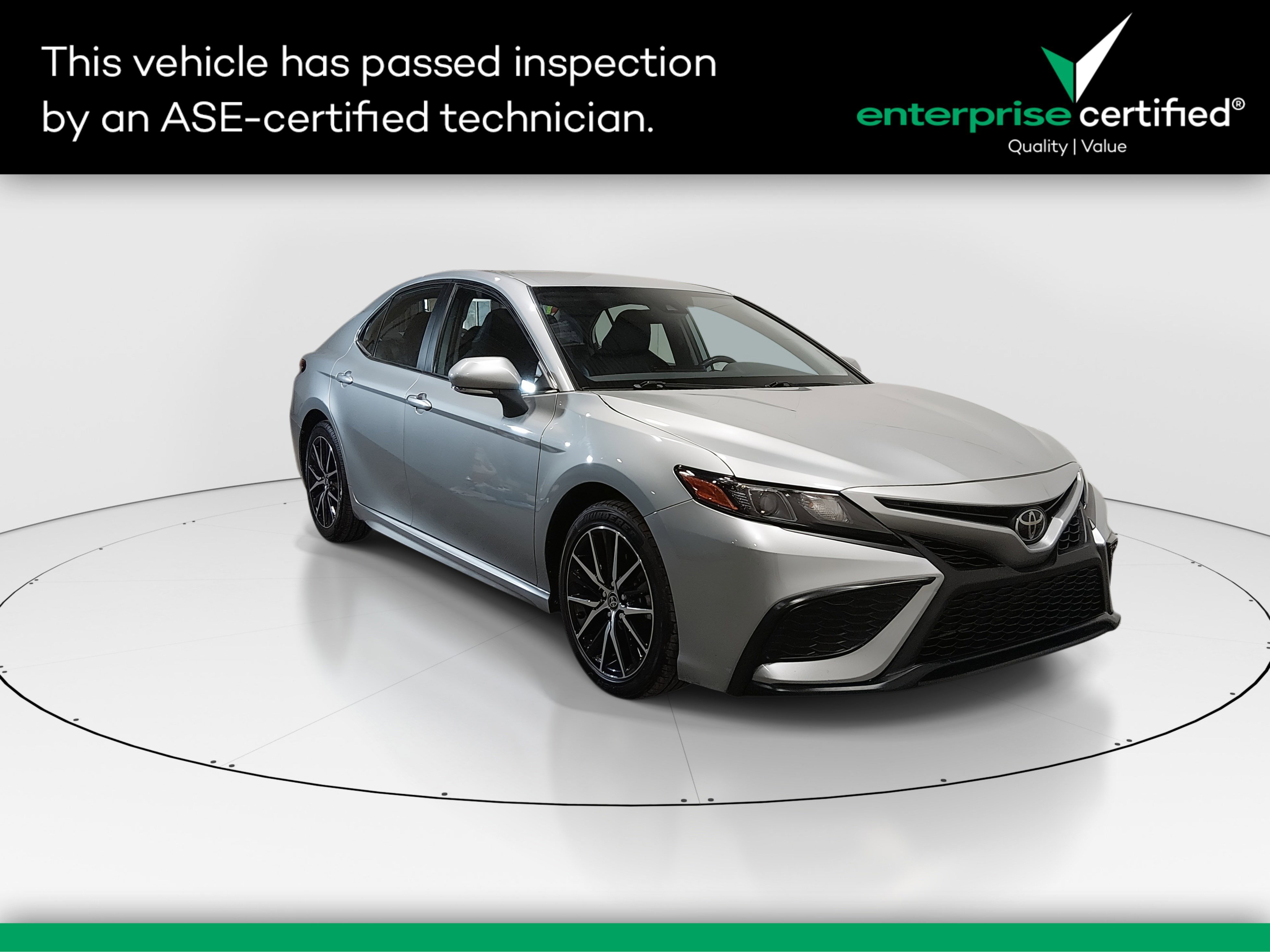 Used 2023 Toyota Camry SE Auto