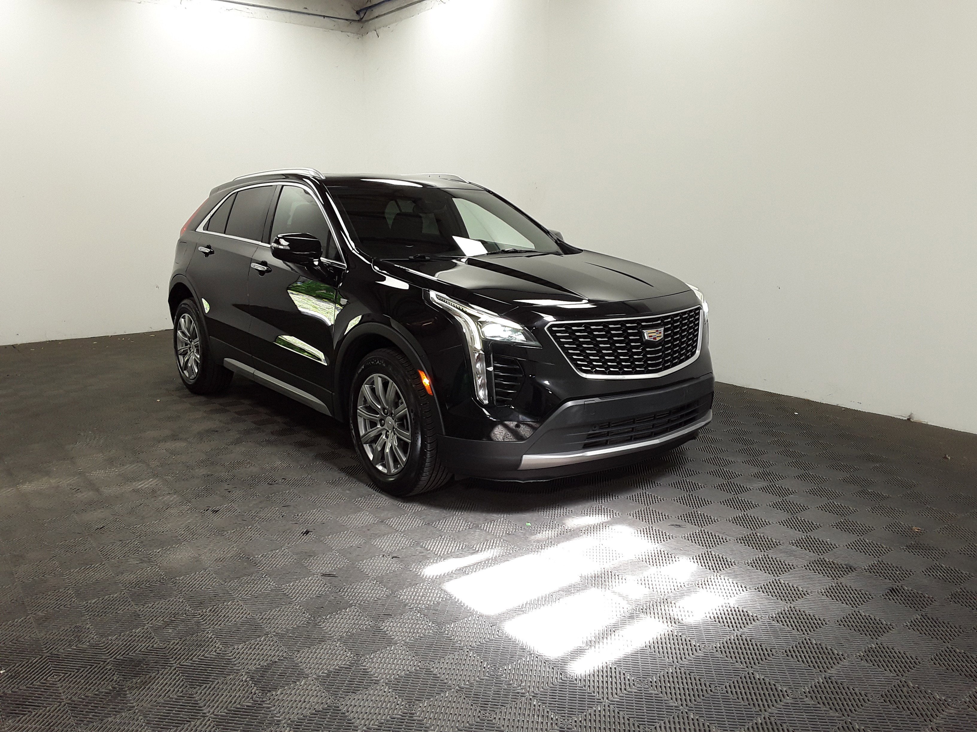 Used 2023 Cadillac XT4 FWD 4dr Premium Luxury