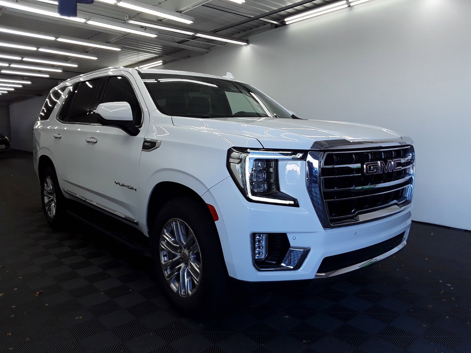 2023 GMC Yukon 2WD 4dr SLT