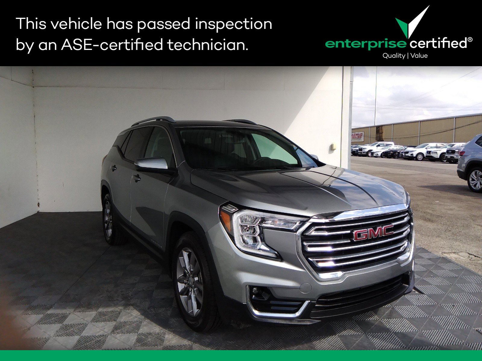 Used 2023 GMC Terrain SLT