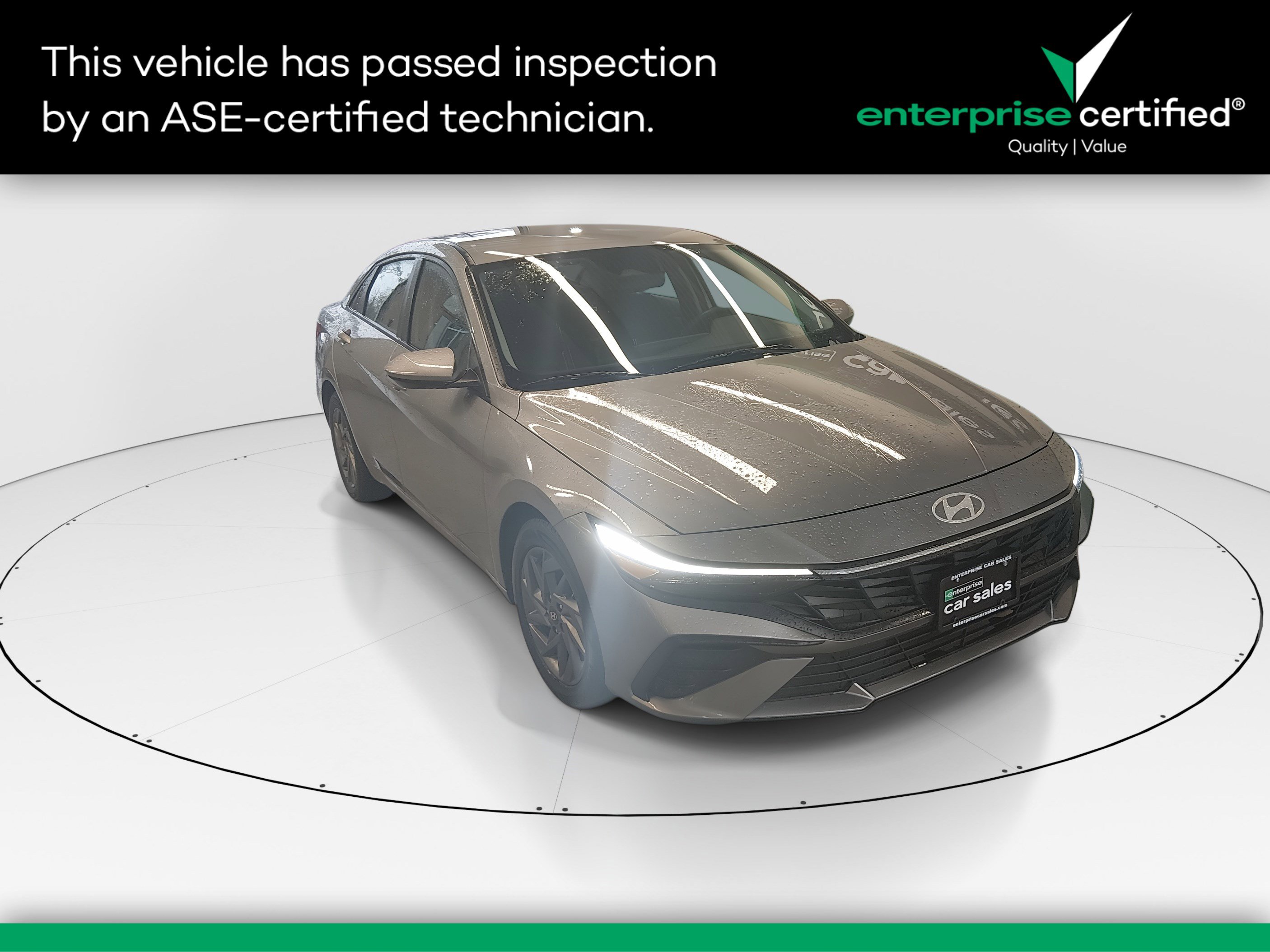 2024 Hyundai Elantra SEL's photo