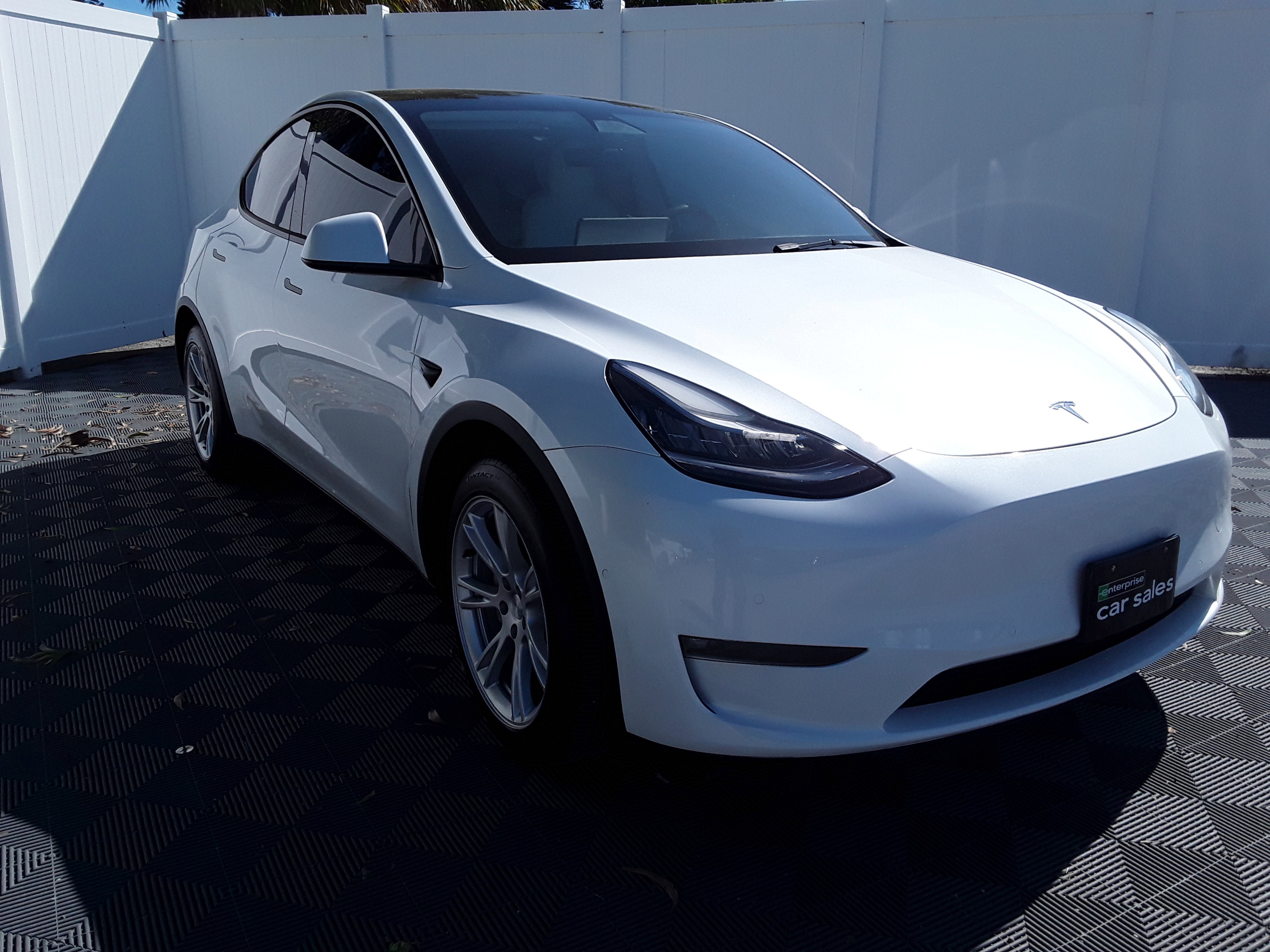 2021 Tesla Model Y Standard Range RWD