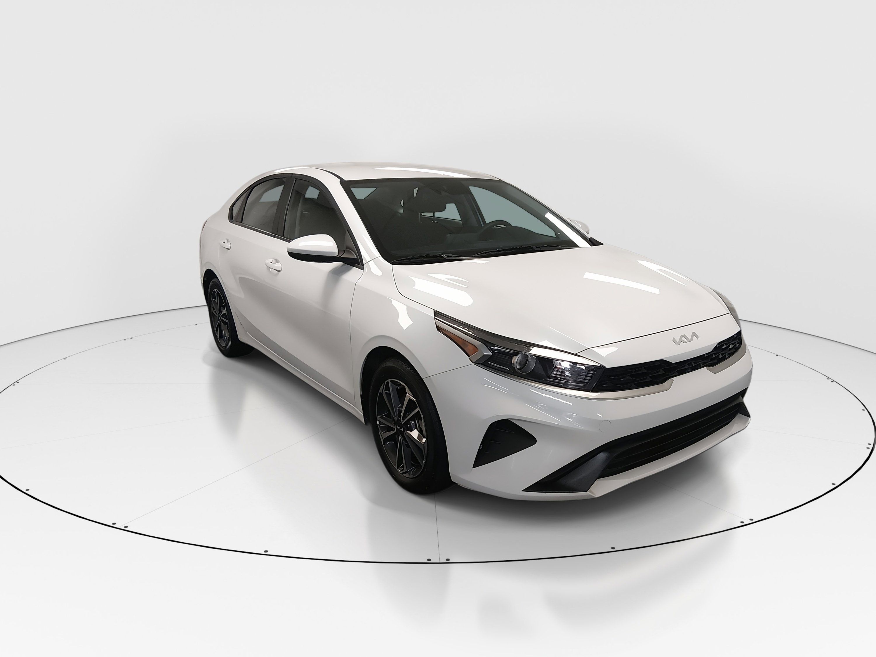 2024 Kia Forte LXS's photo
