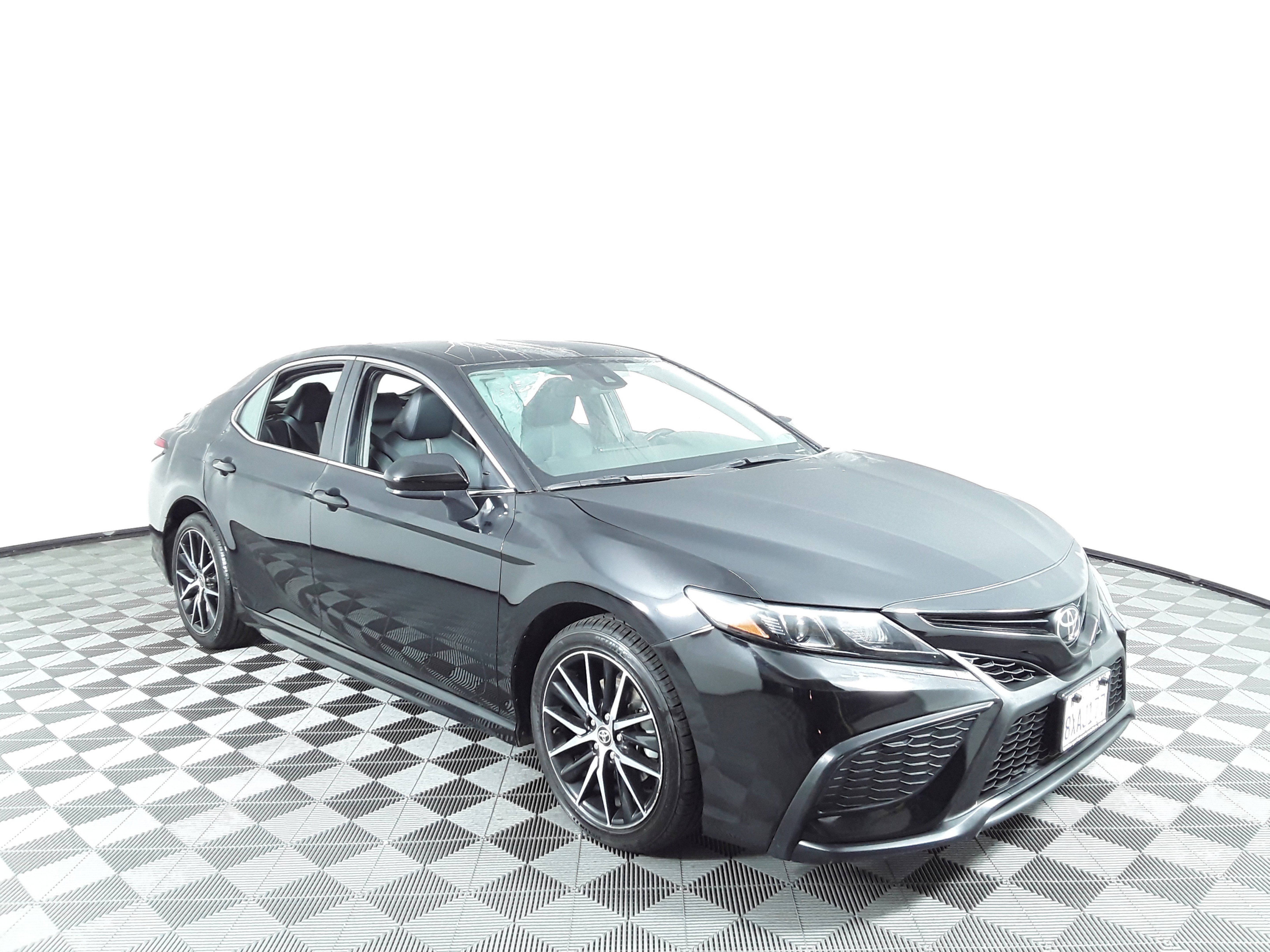 2021 Toyota Camry SE Auto