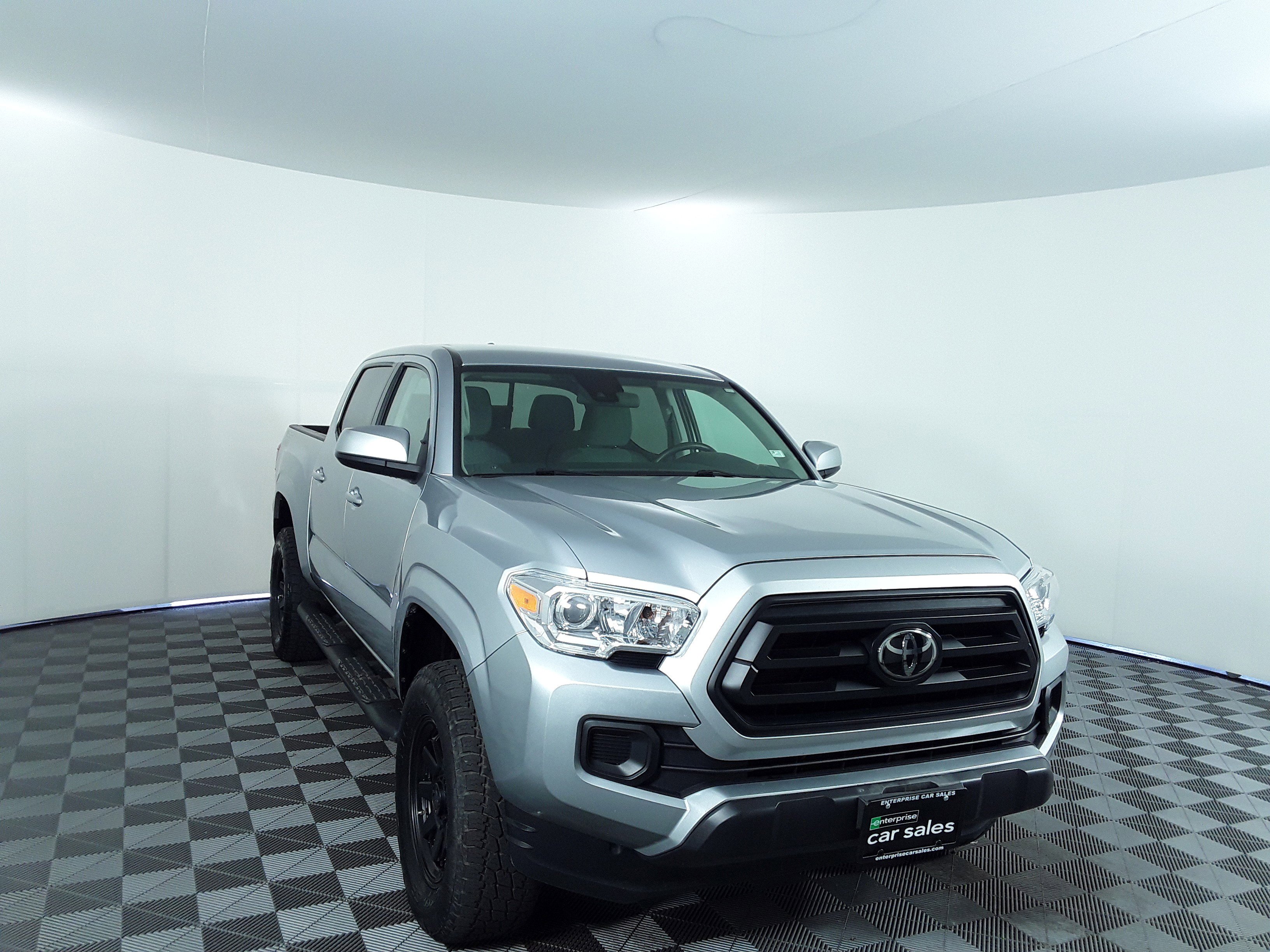 2023 Toyota Tacoma 2WD SR Double Cab 5' Bed I4 AT
