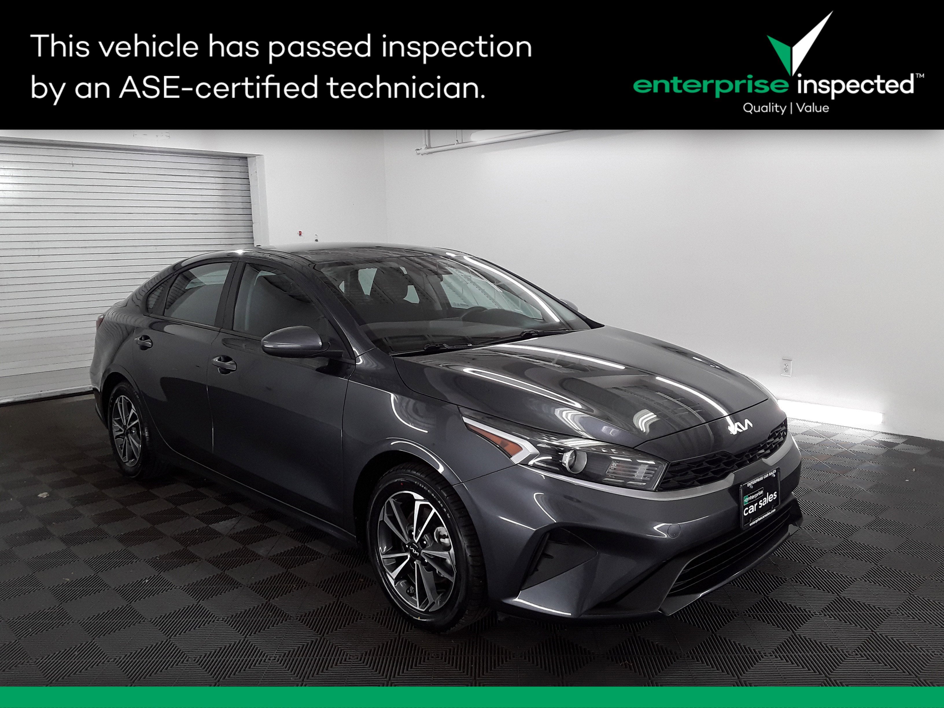 2023 Kia Forte LXS IVT